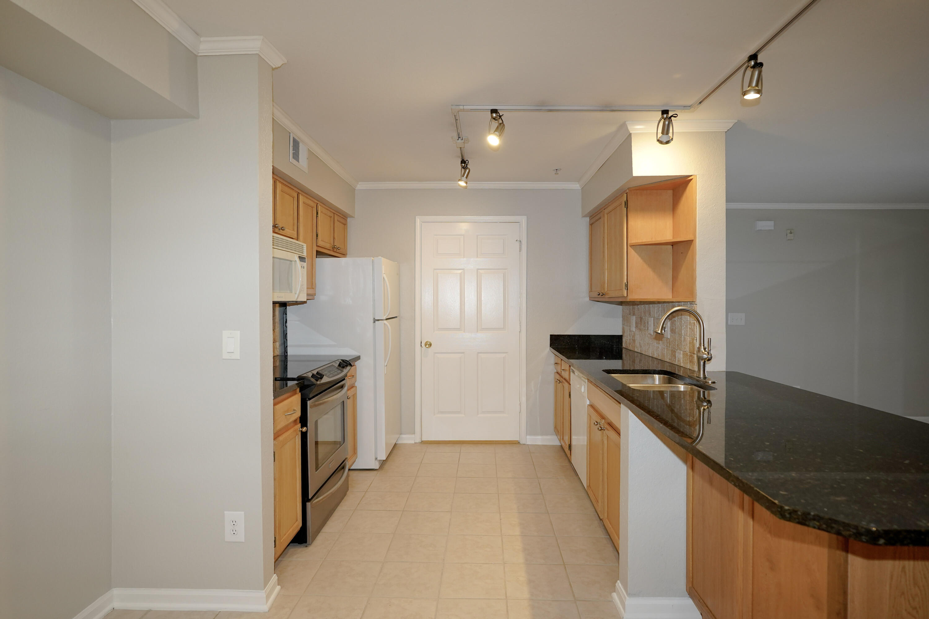 4040 Dancing Cloud Court, 325