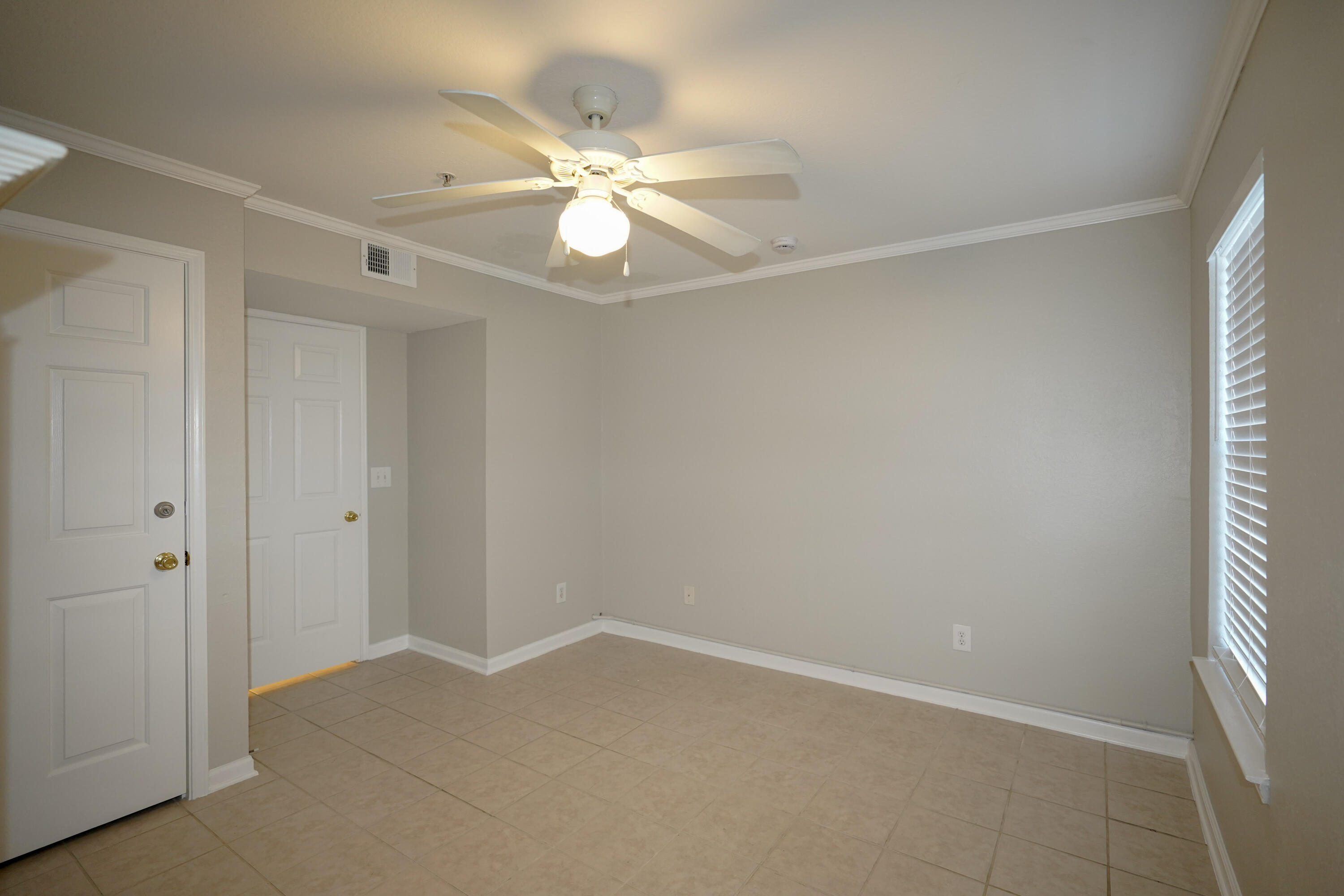 4040 Dancing Cloud Court, 325