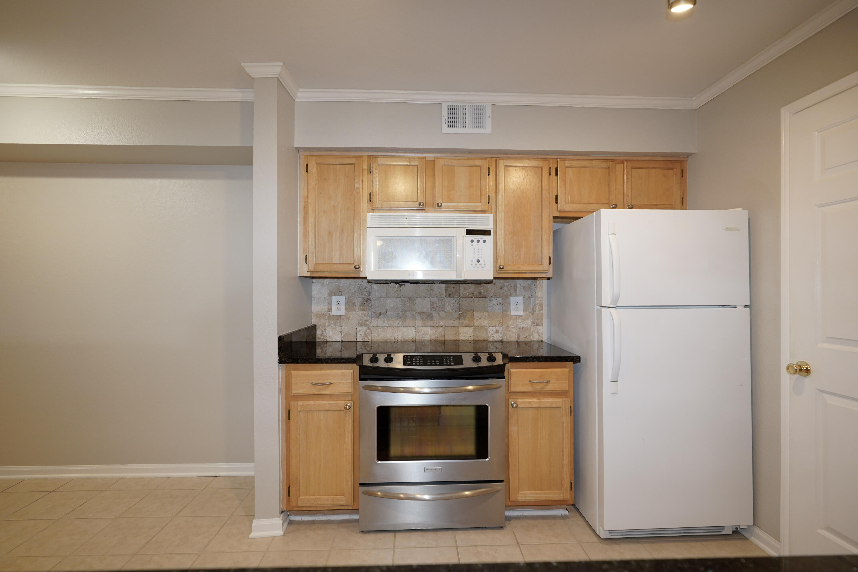 4040 Dancing Cloud Court, 325