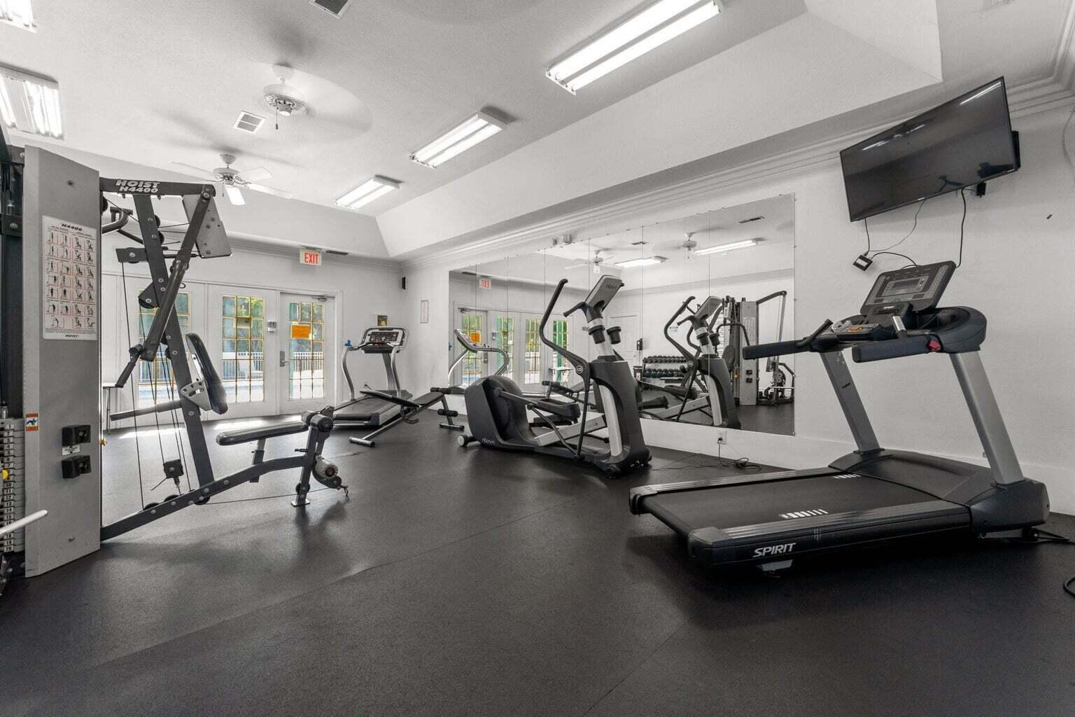 4040 Dancing Cloud Court, 325