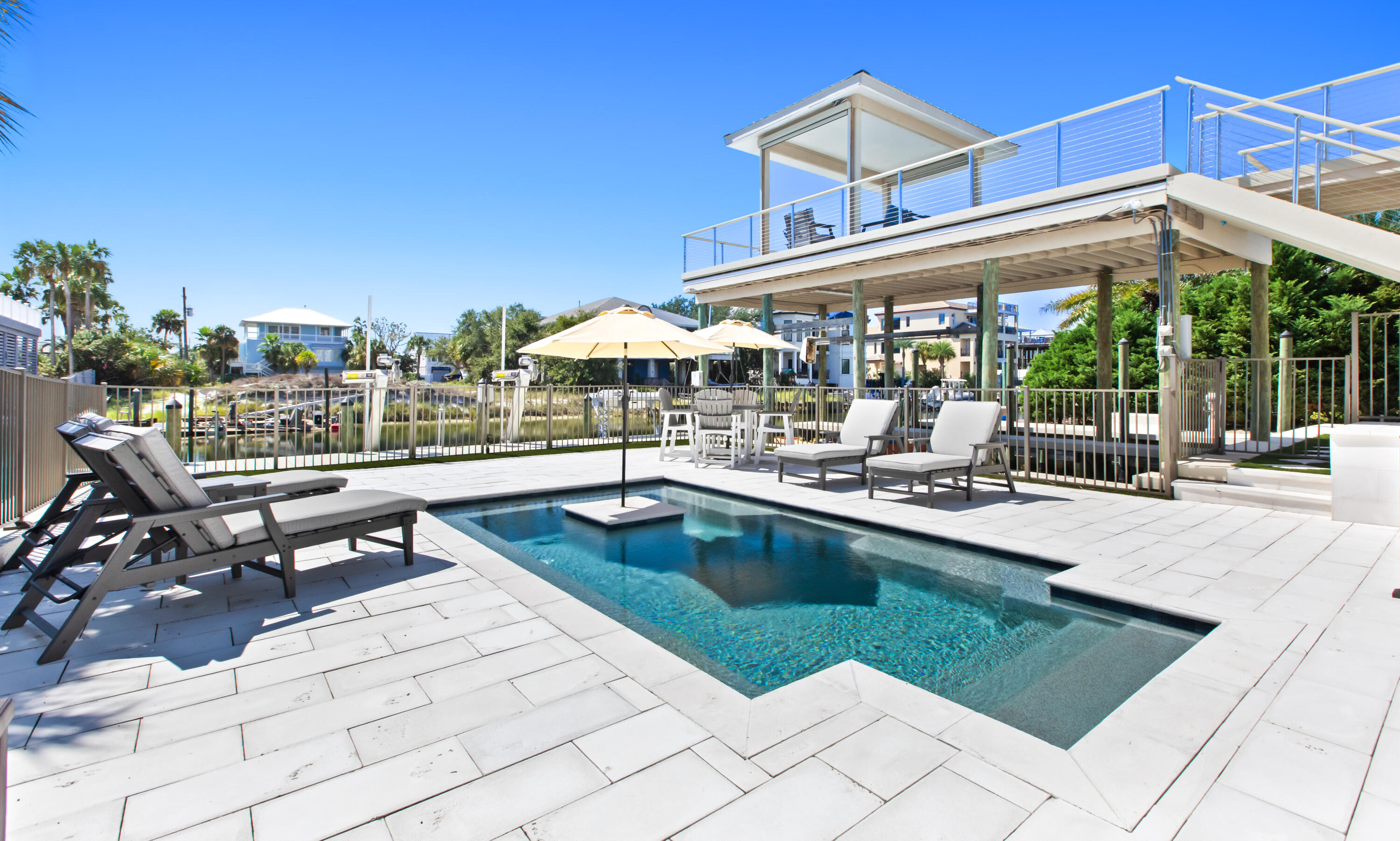 620 Lagoon Drive