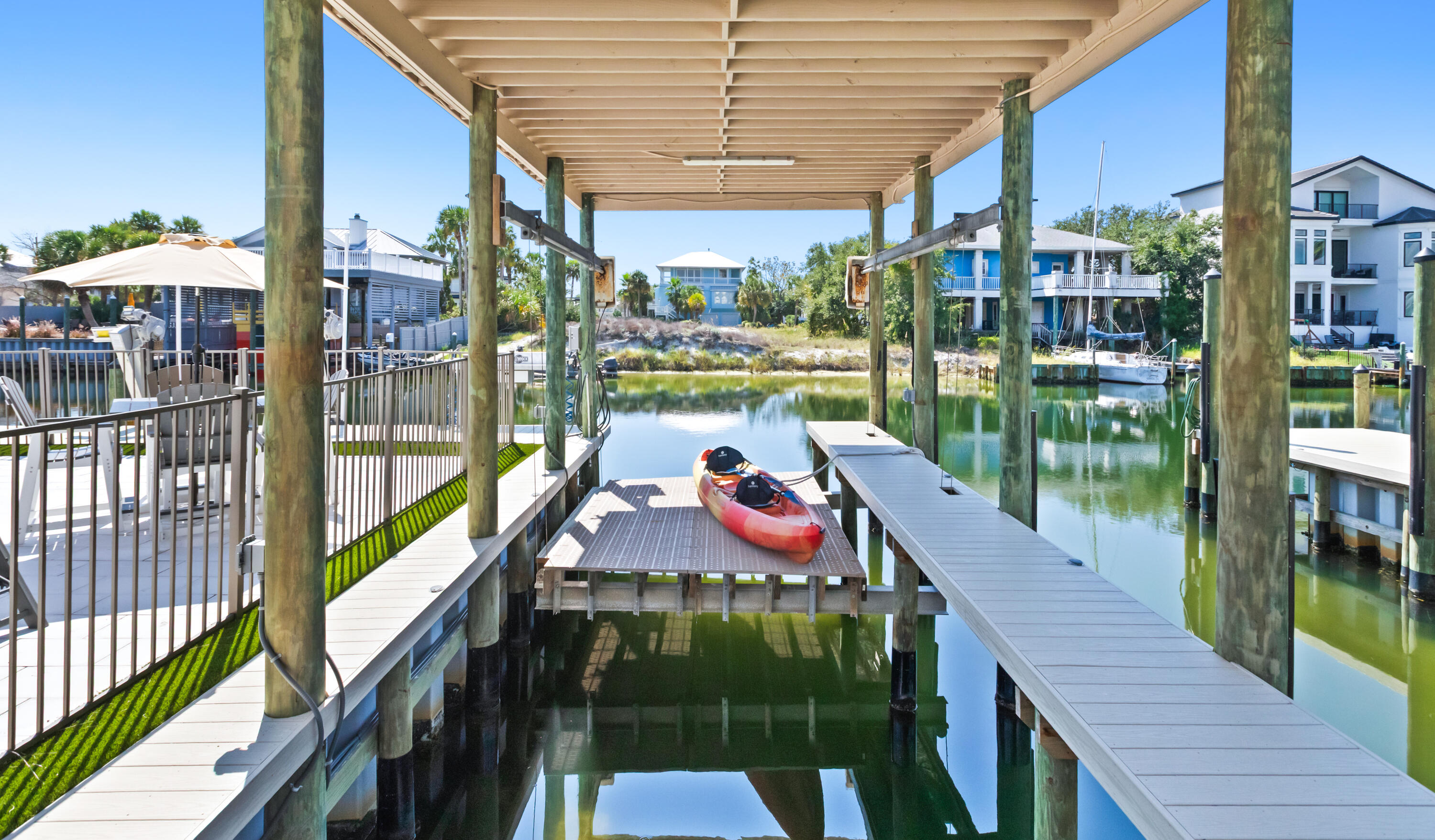 620 Lagoon Drive