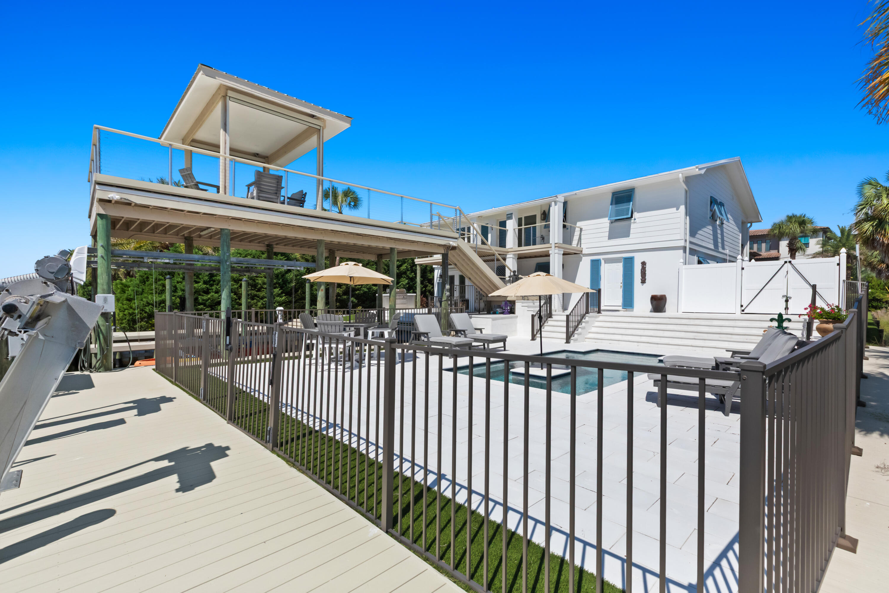 620 Lagoon Drive
