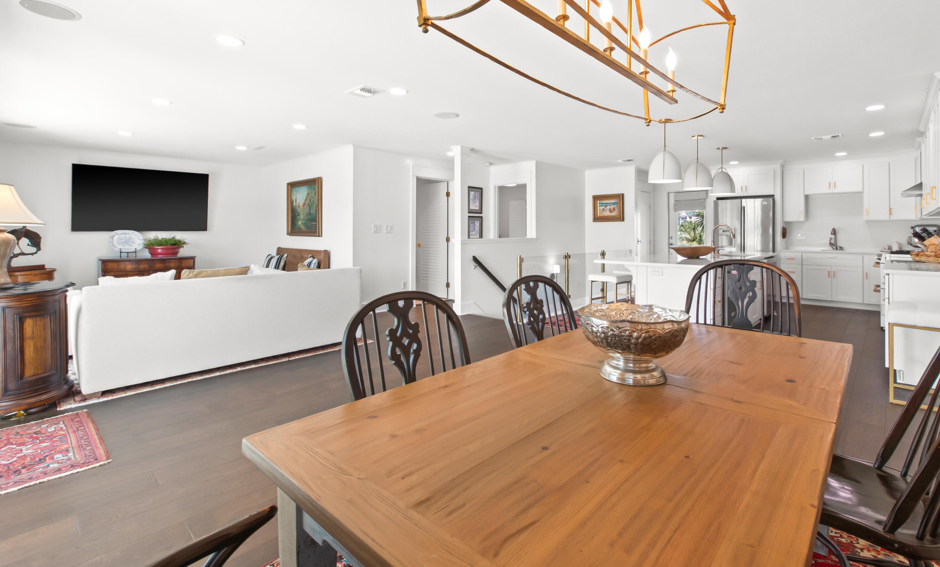 620 Lagoon Drive