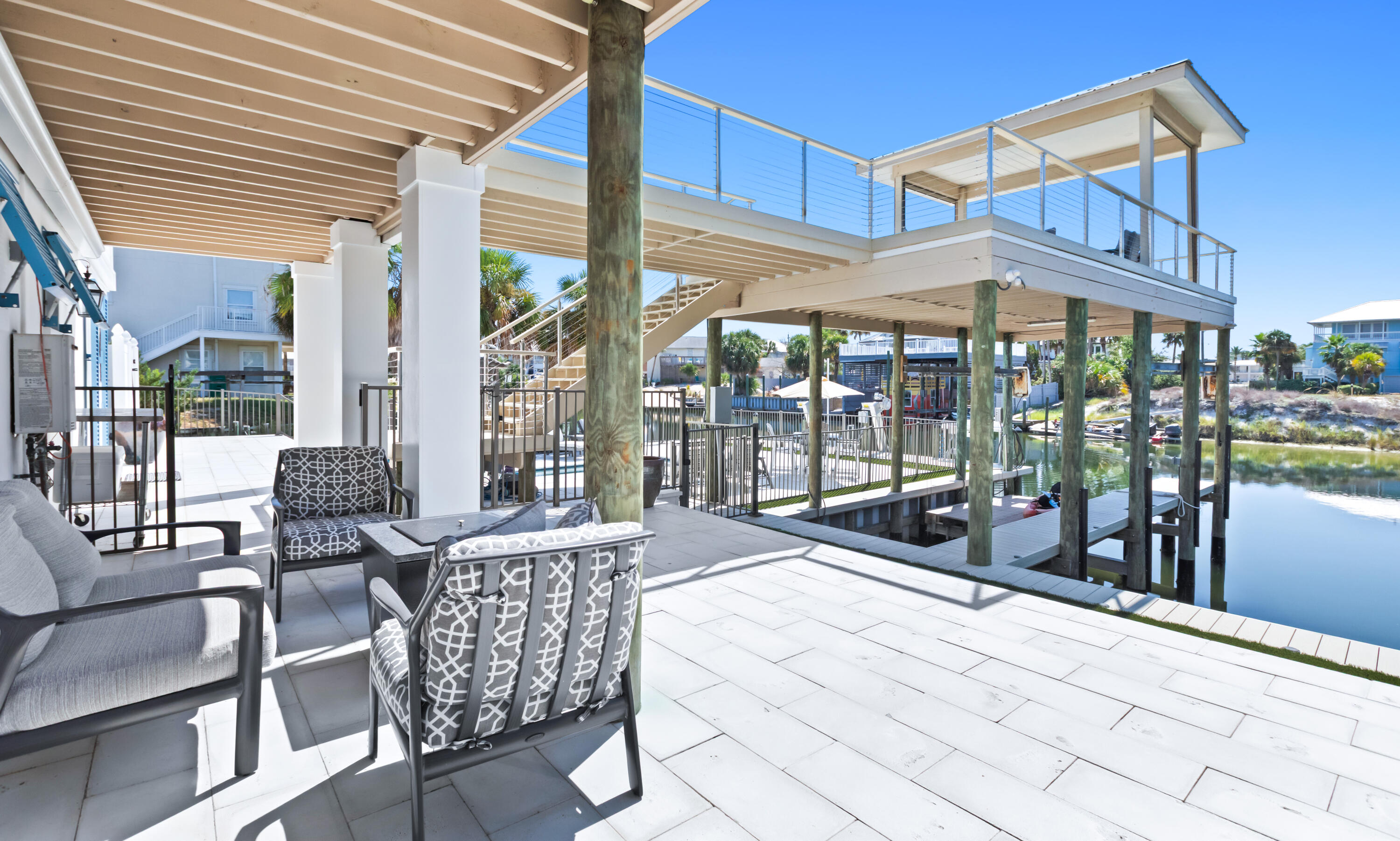 620 Lagoon Drive