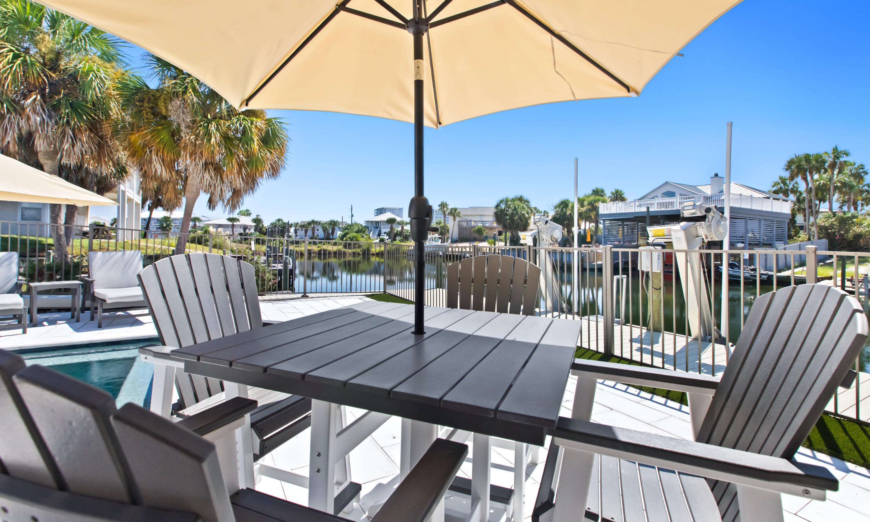 620 Lagoon Drive