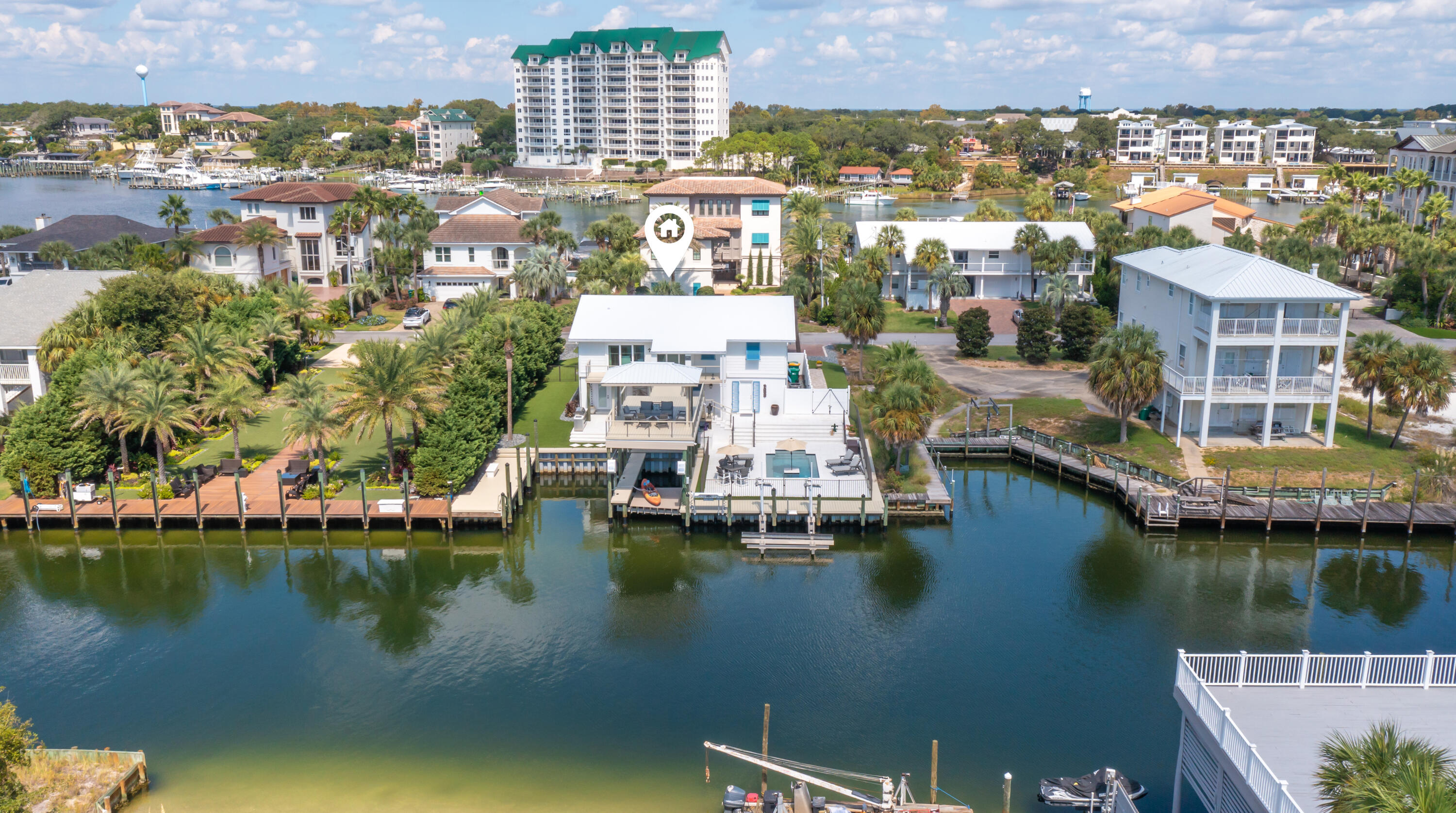 620 Lagoon Drive