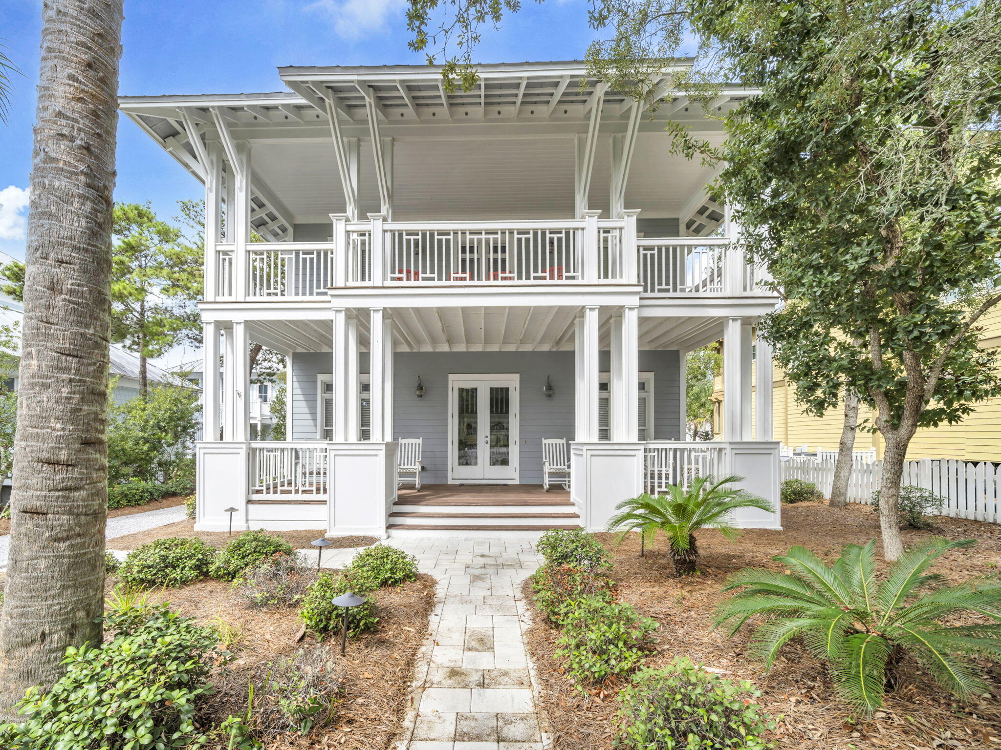 112 Carillon Avenue
