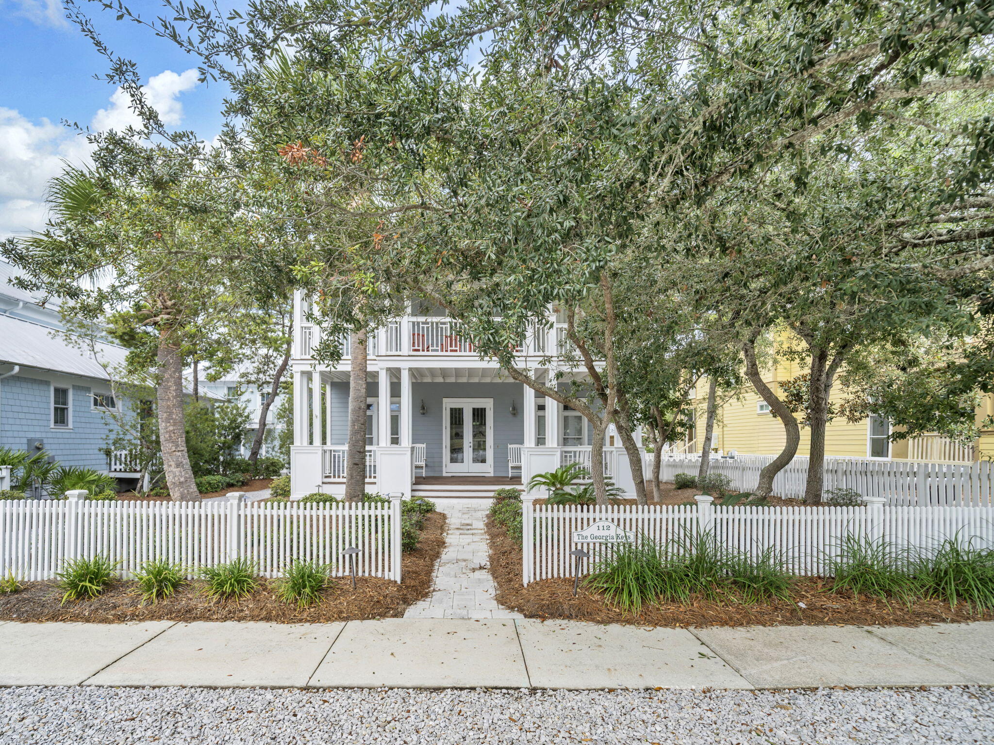 112 Carillon Avenue
