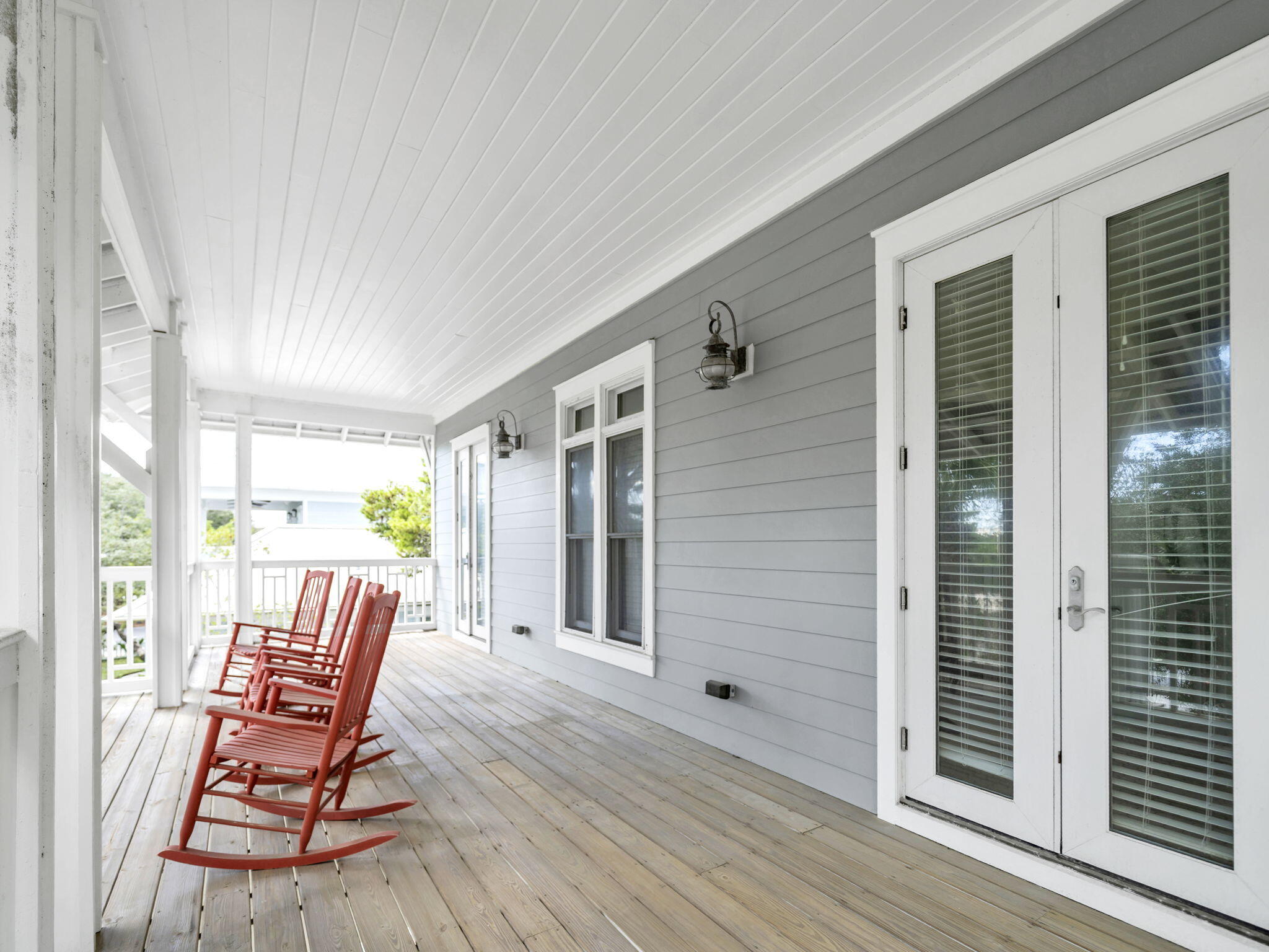 112 Carillon Avenue
