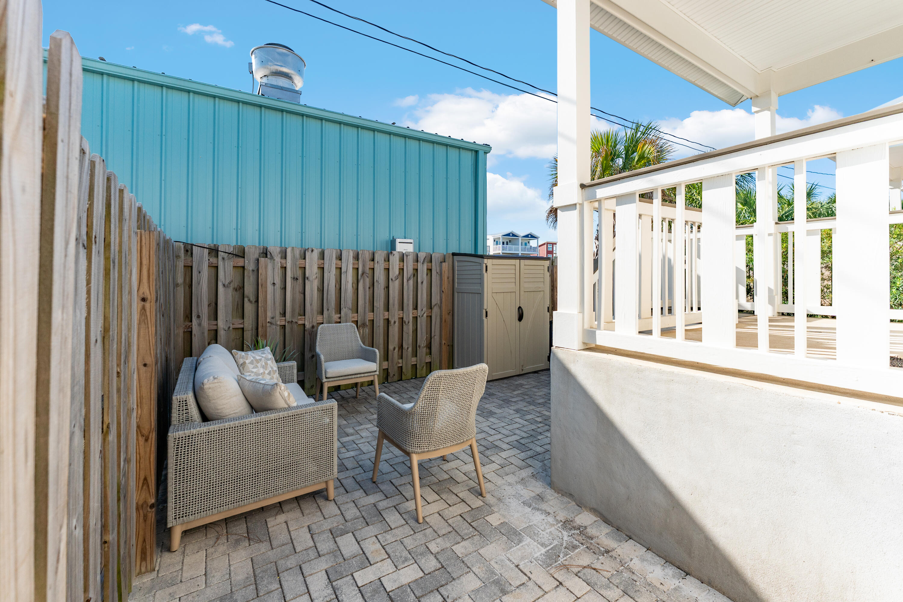 101 S 42nd Street Street, E