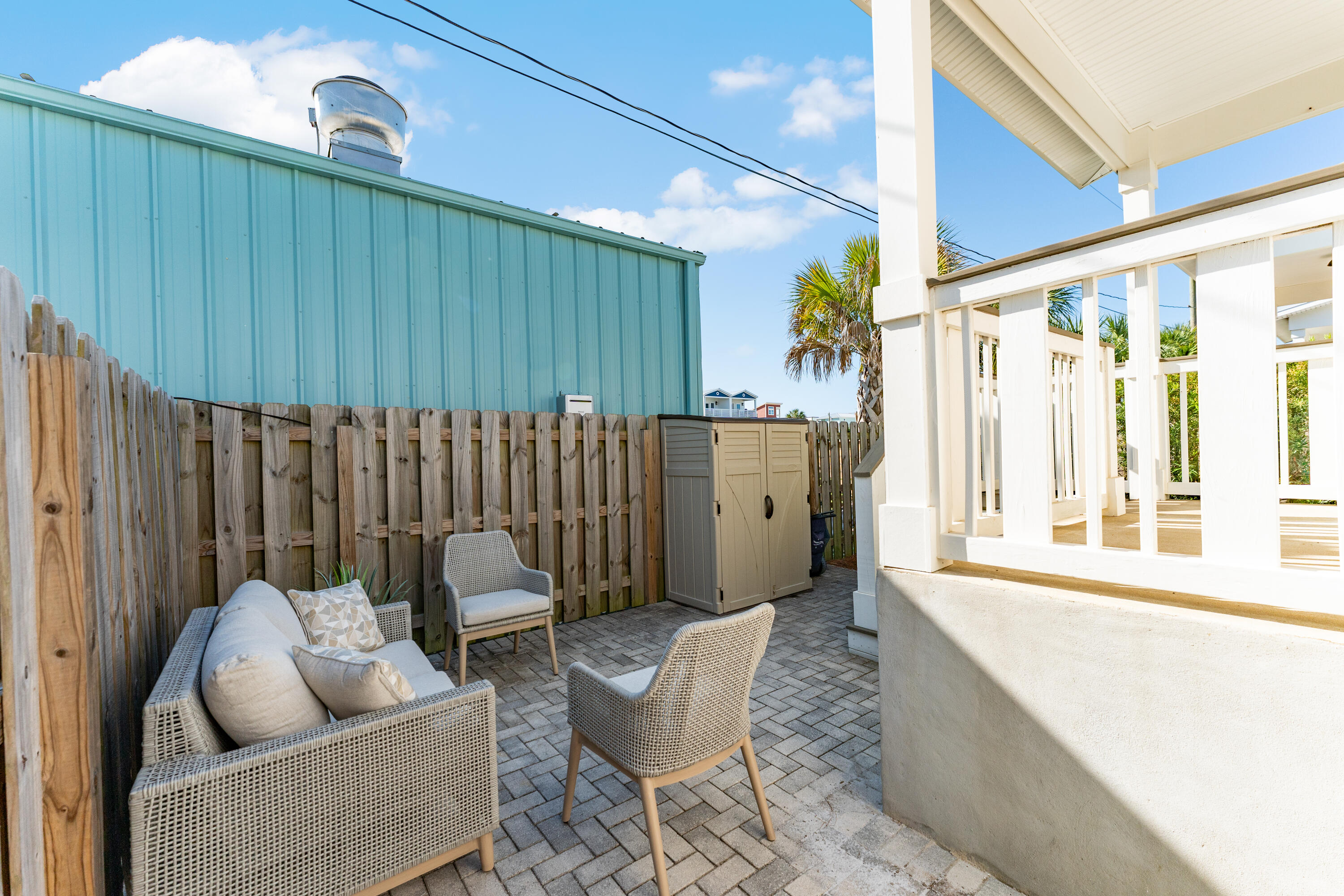 101 S 42nd Street Street, E