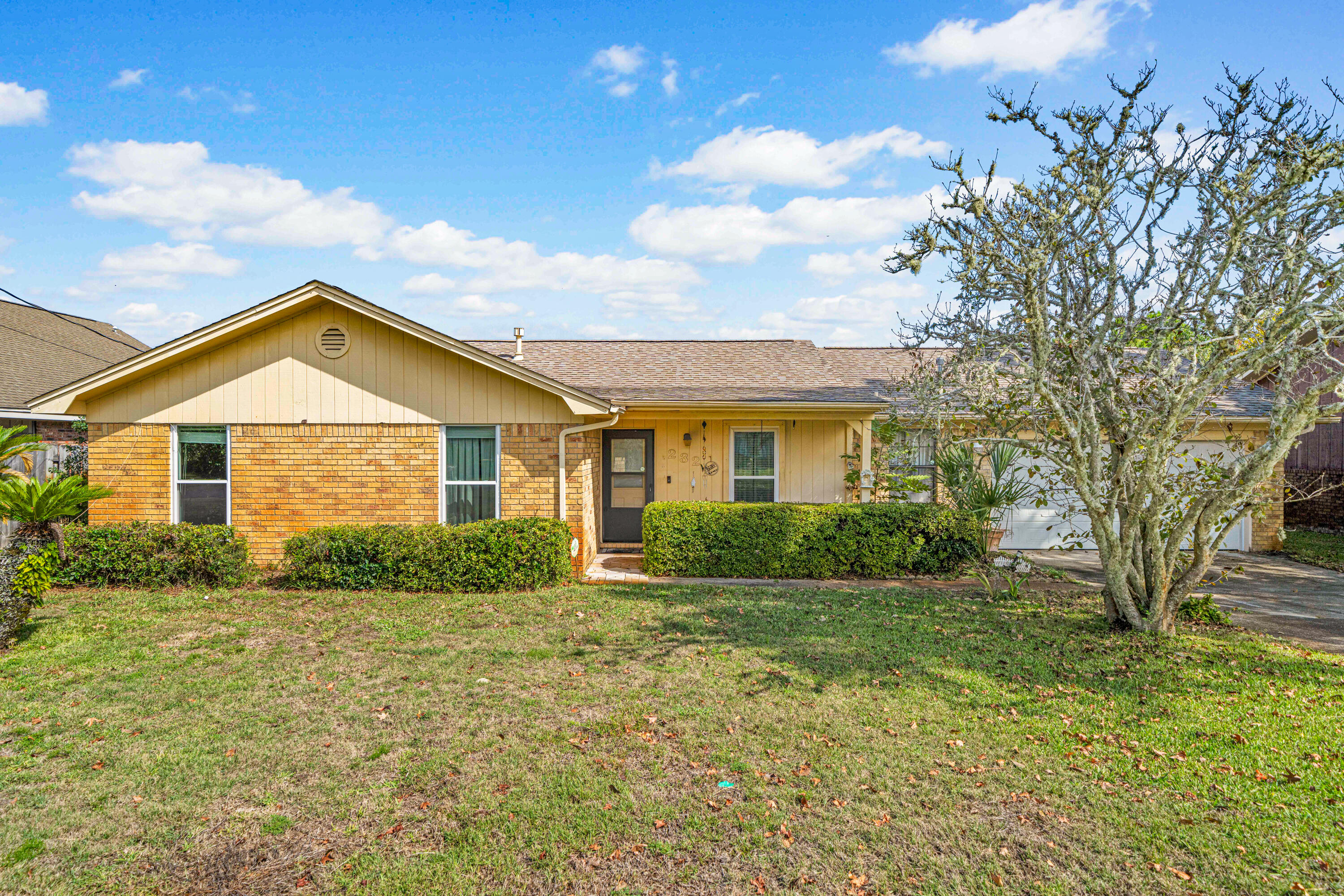 232 Lakeside Lane, Mary Esther