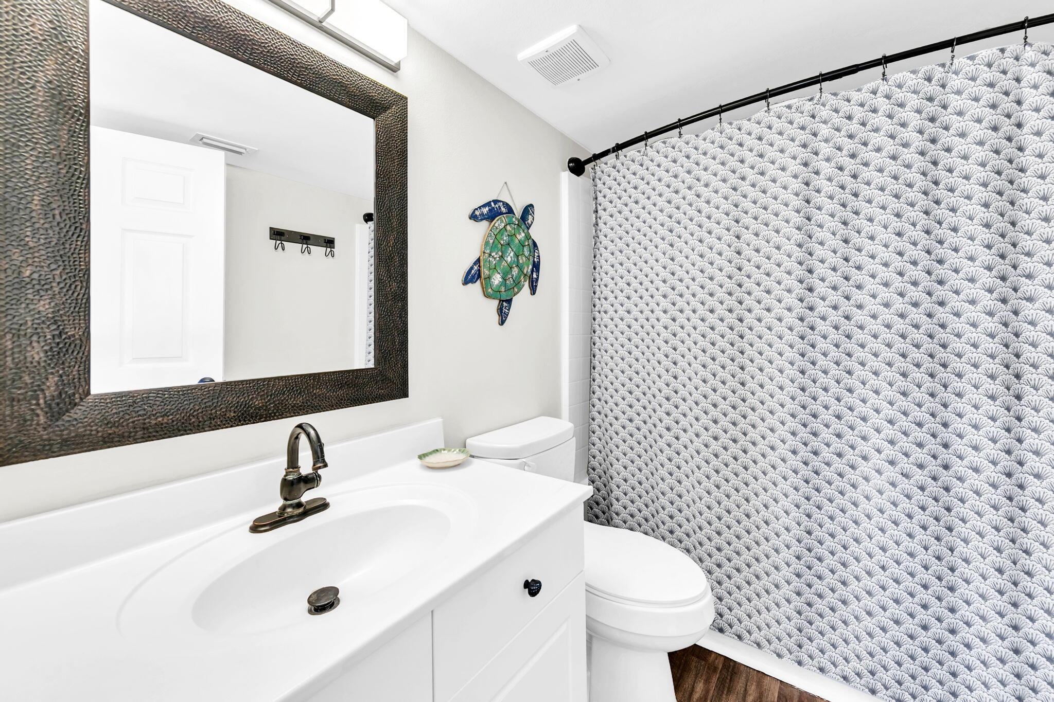 895 Santa Rosa Boulevard, 503