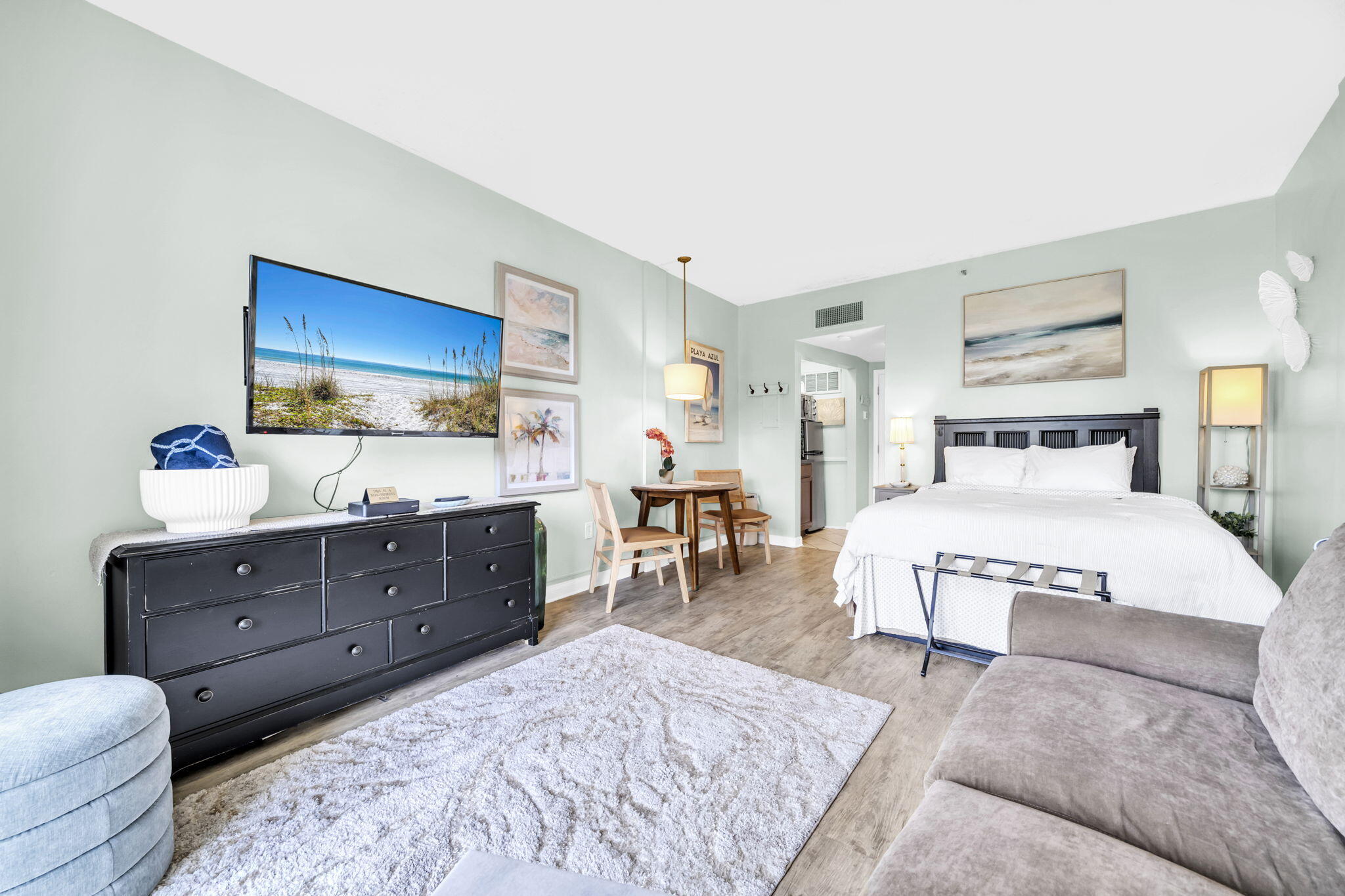 214 SW Miracle Strip Sw Parkway B104