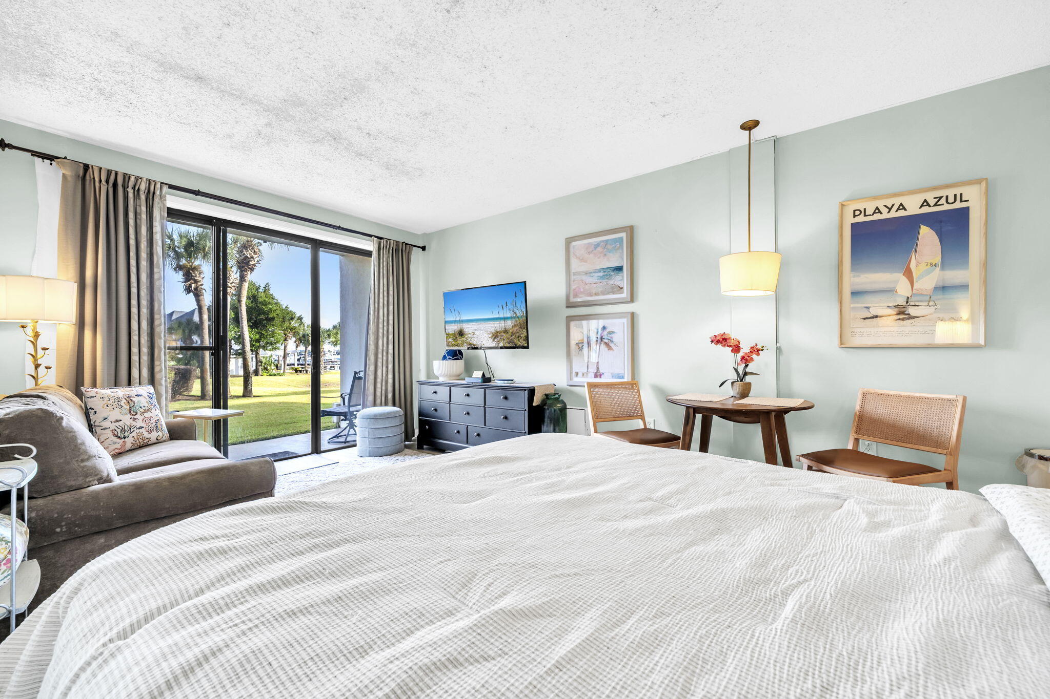 214 SW Miracle Strip Sw Parkway B104