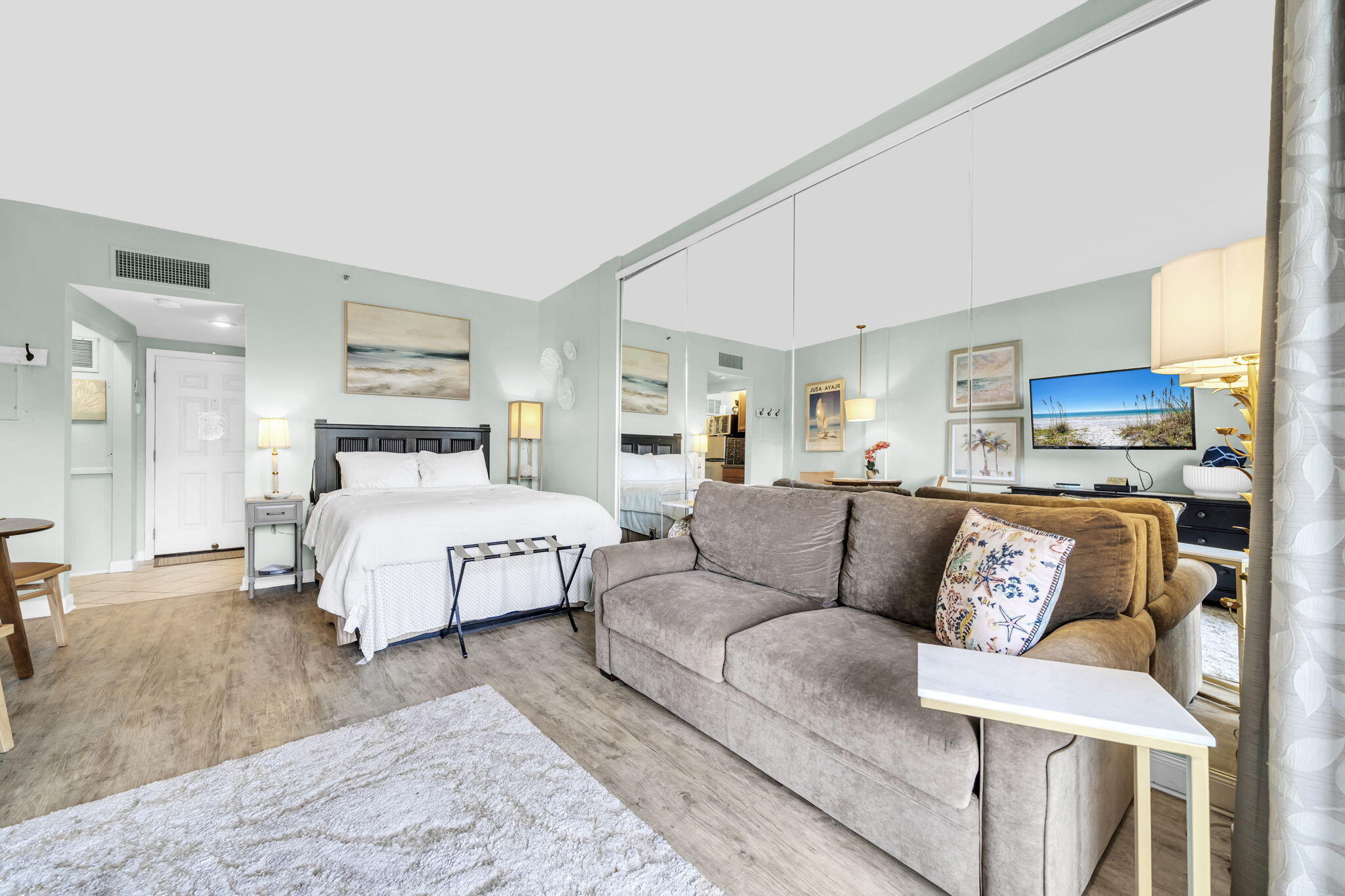 214 SW Miracle Strip Sw Parkway B104