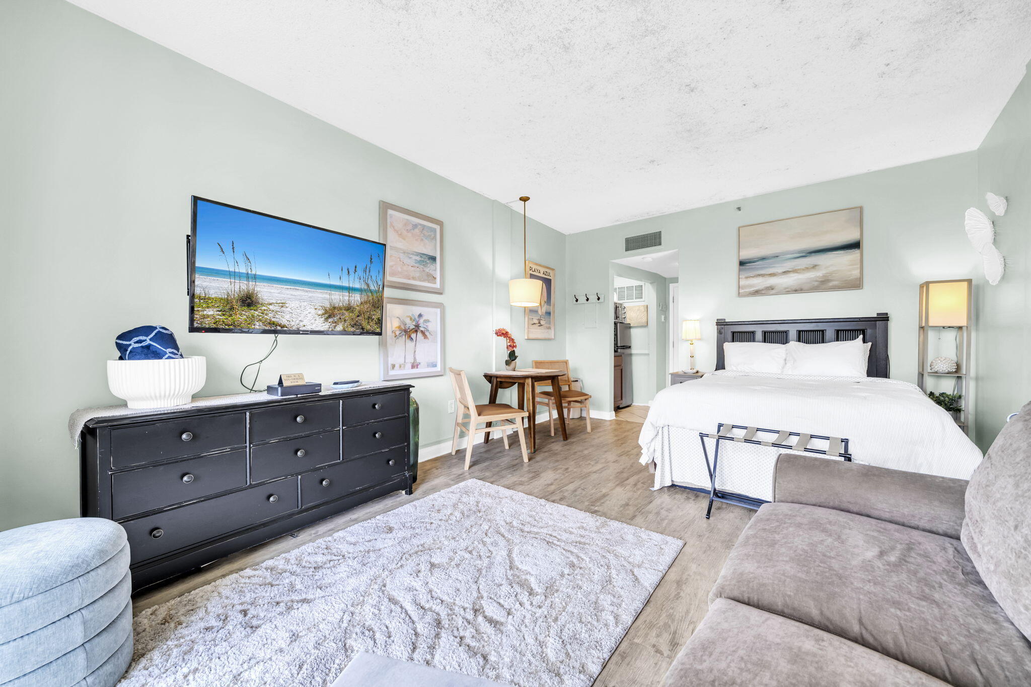 214 SW Miracle Strip Sw Parkway B104