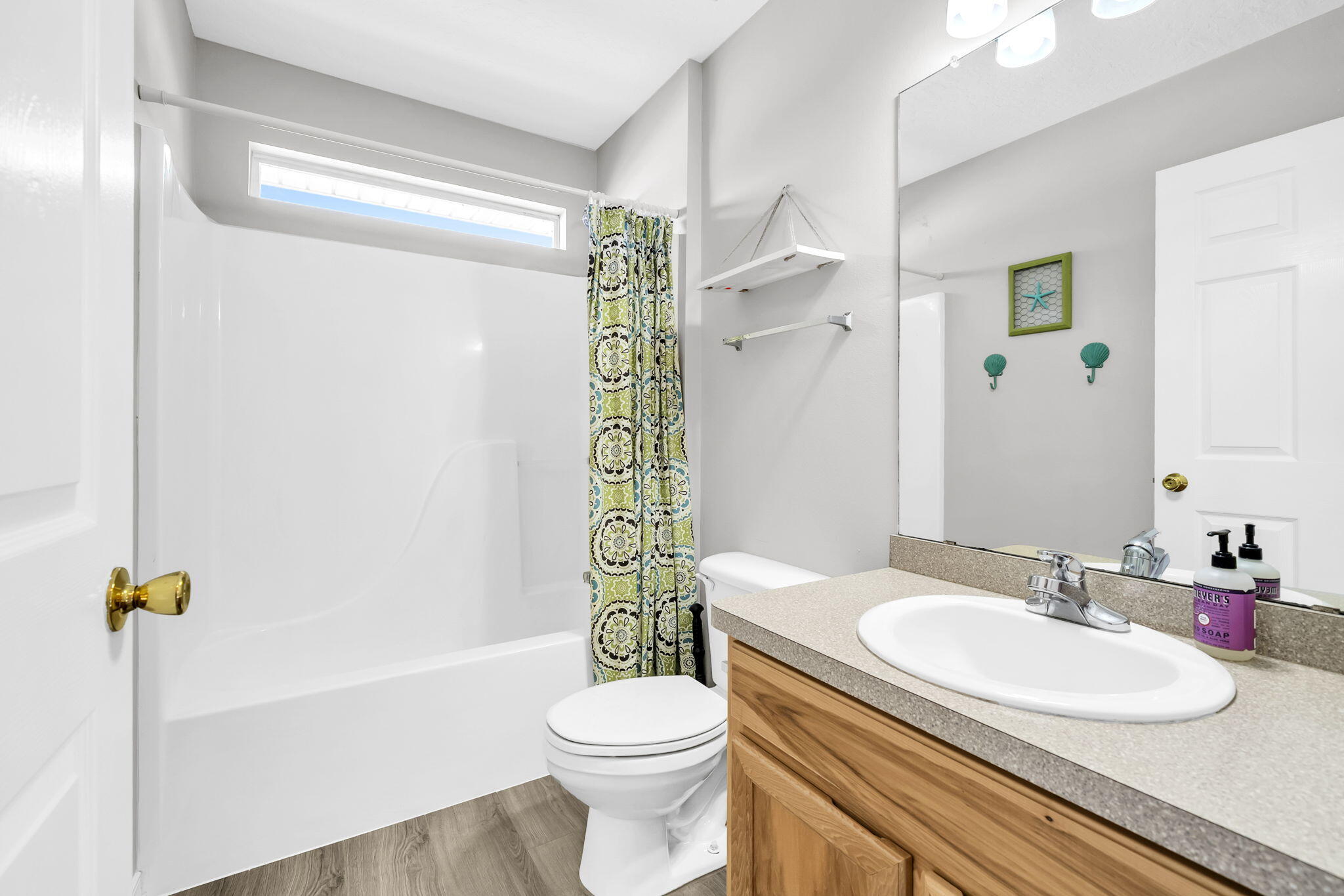 8727 El Paseo Street