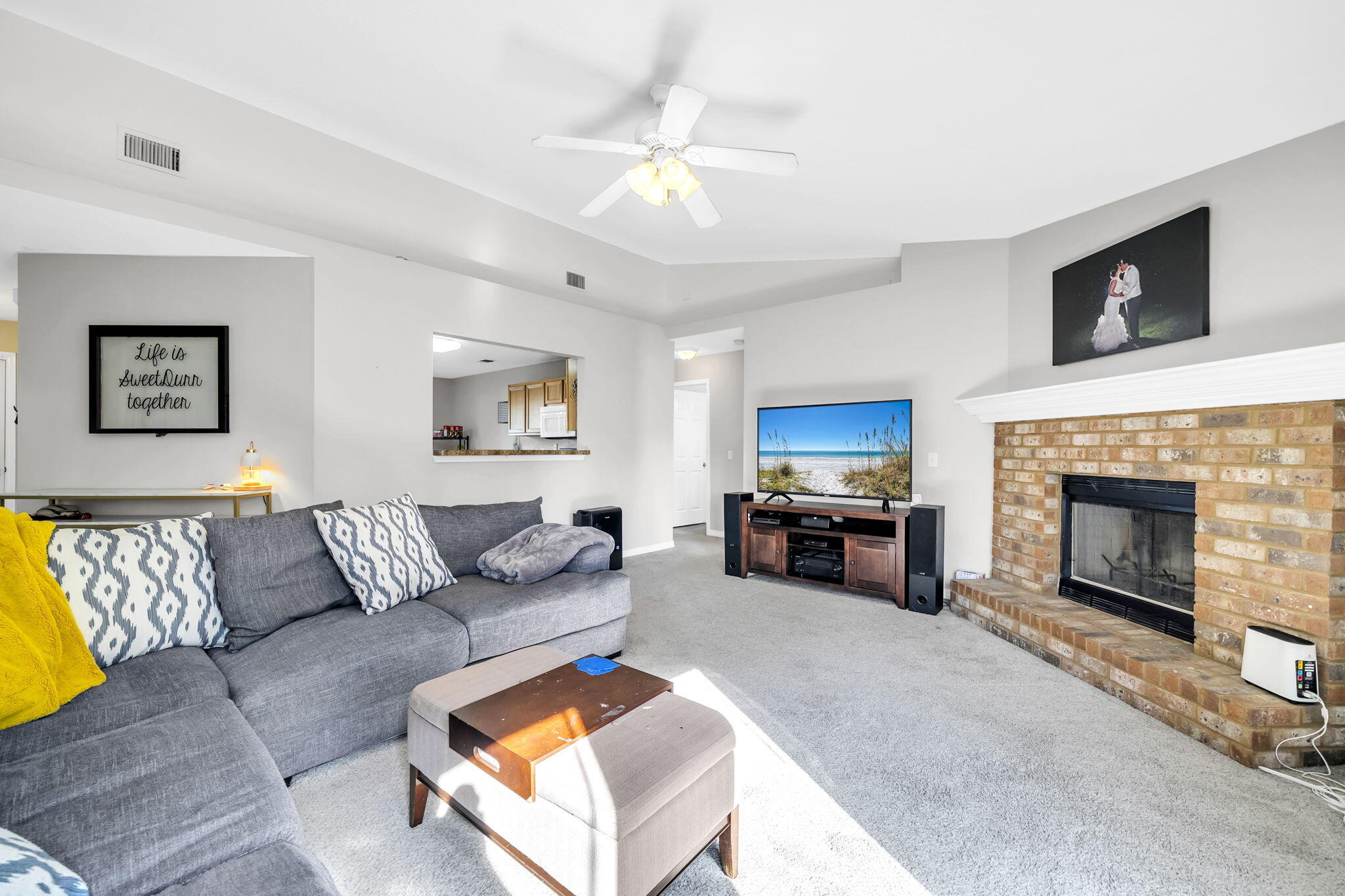 8727 El Paseo Street