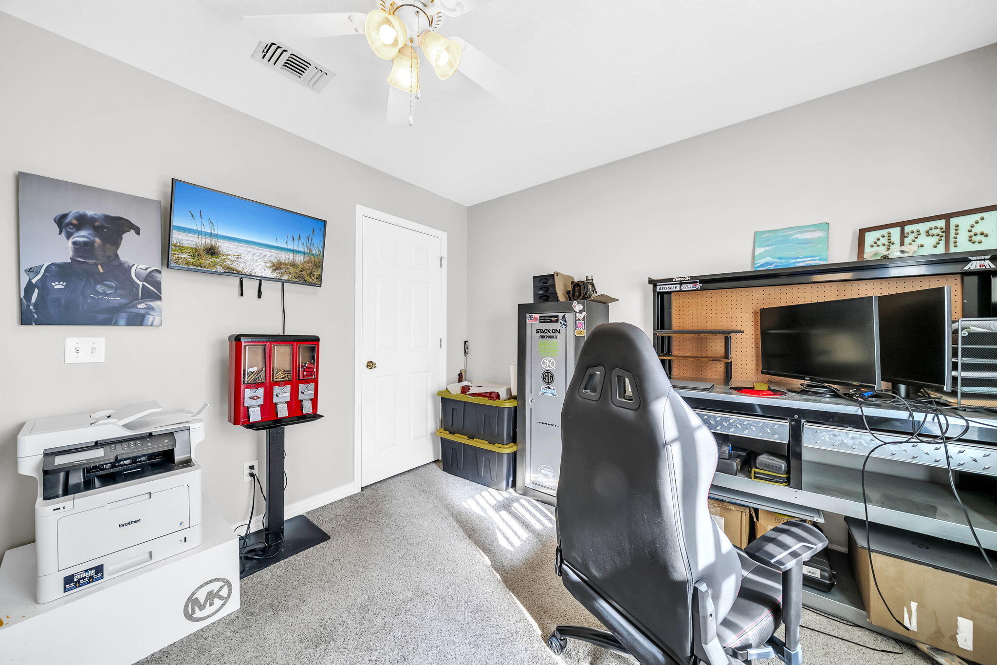 8727 El Paseo Street