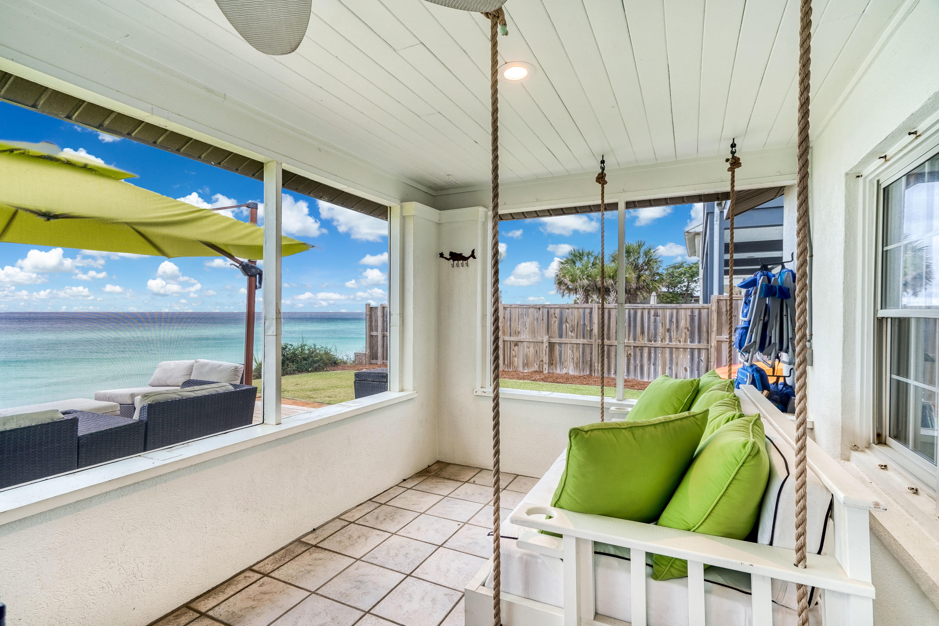 2912 E County Hwy 30A