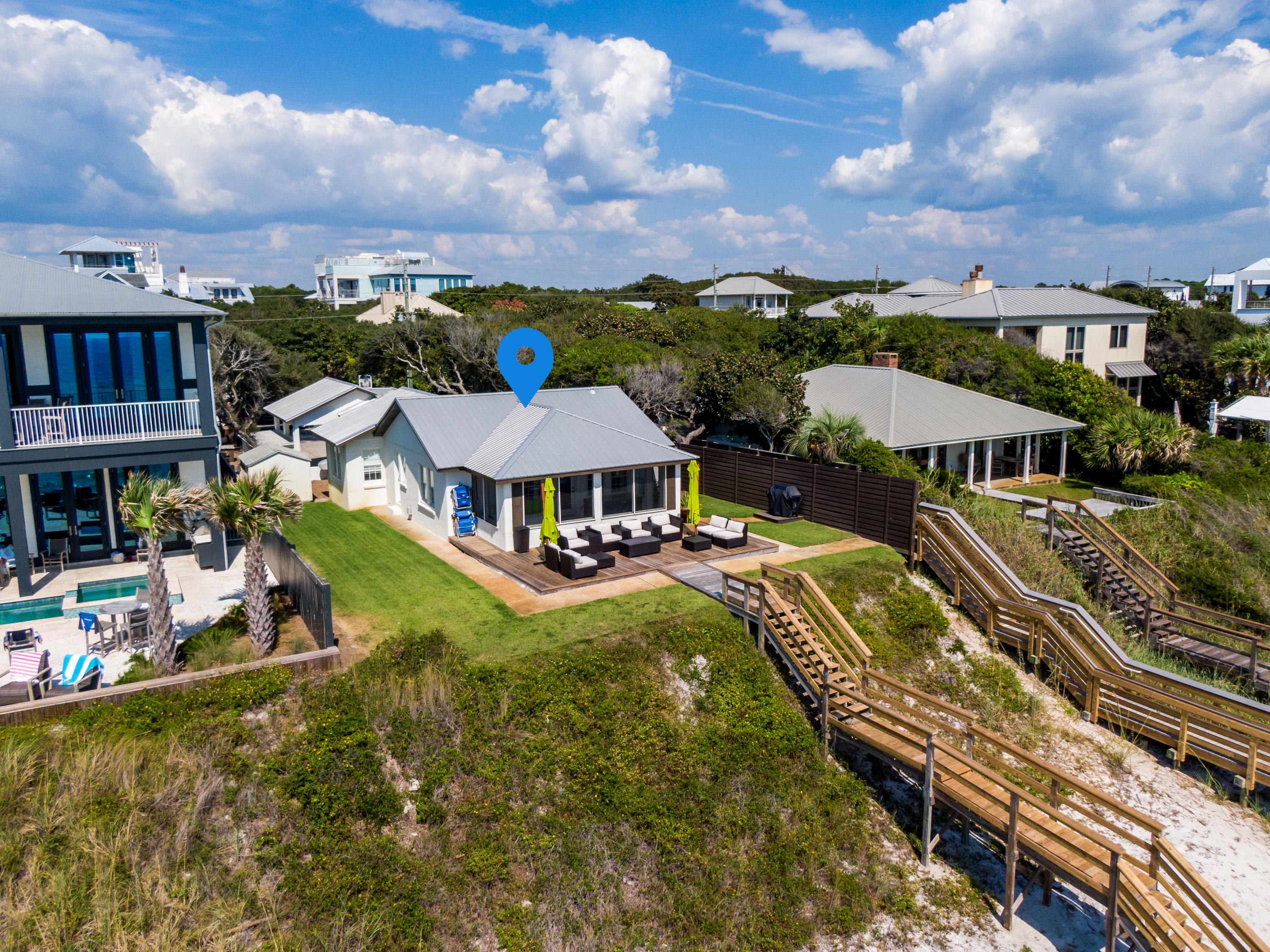 2912 E County Hwy 30A