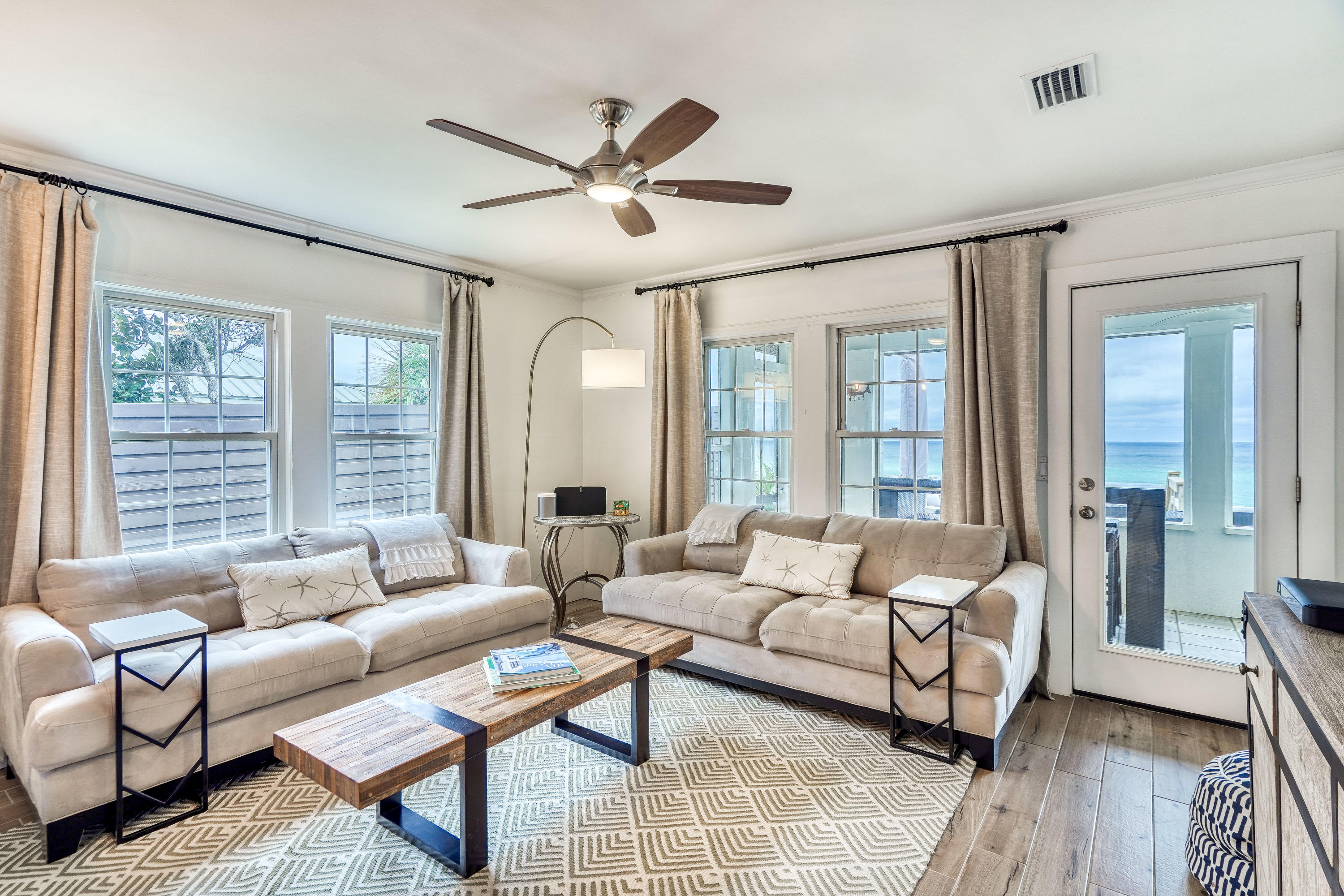 2912 E County Hwy 30A