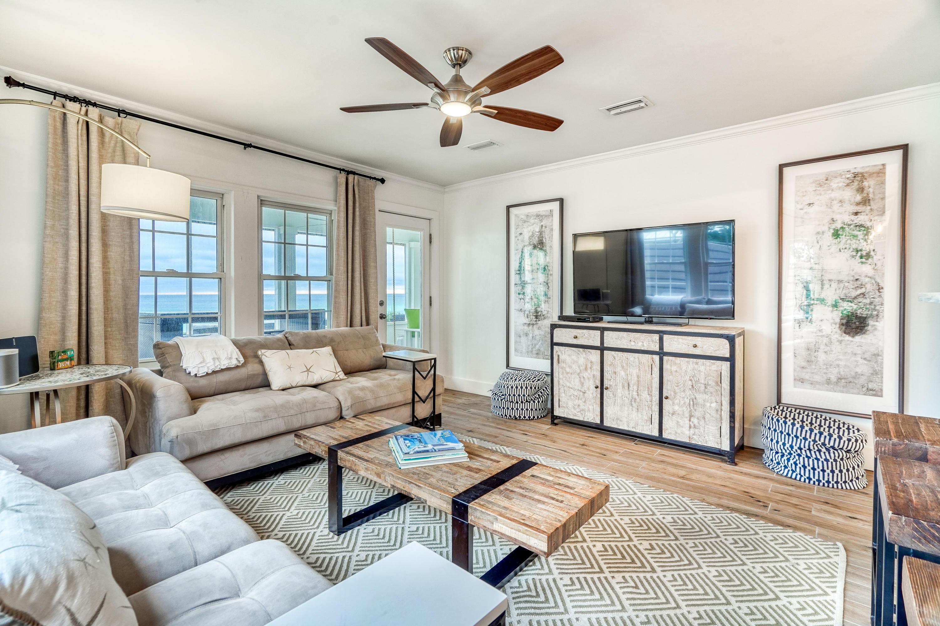 2912 E County Hwy 30A