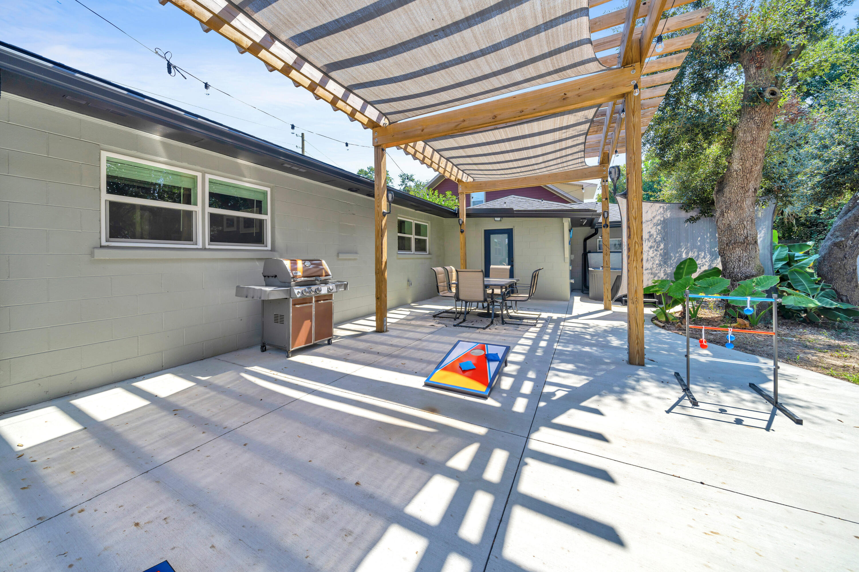 200 SE Alconese Southeast Avenue