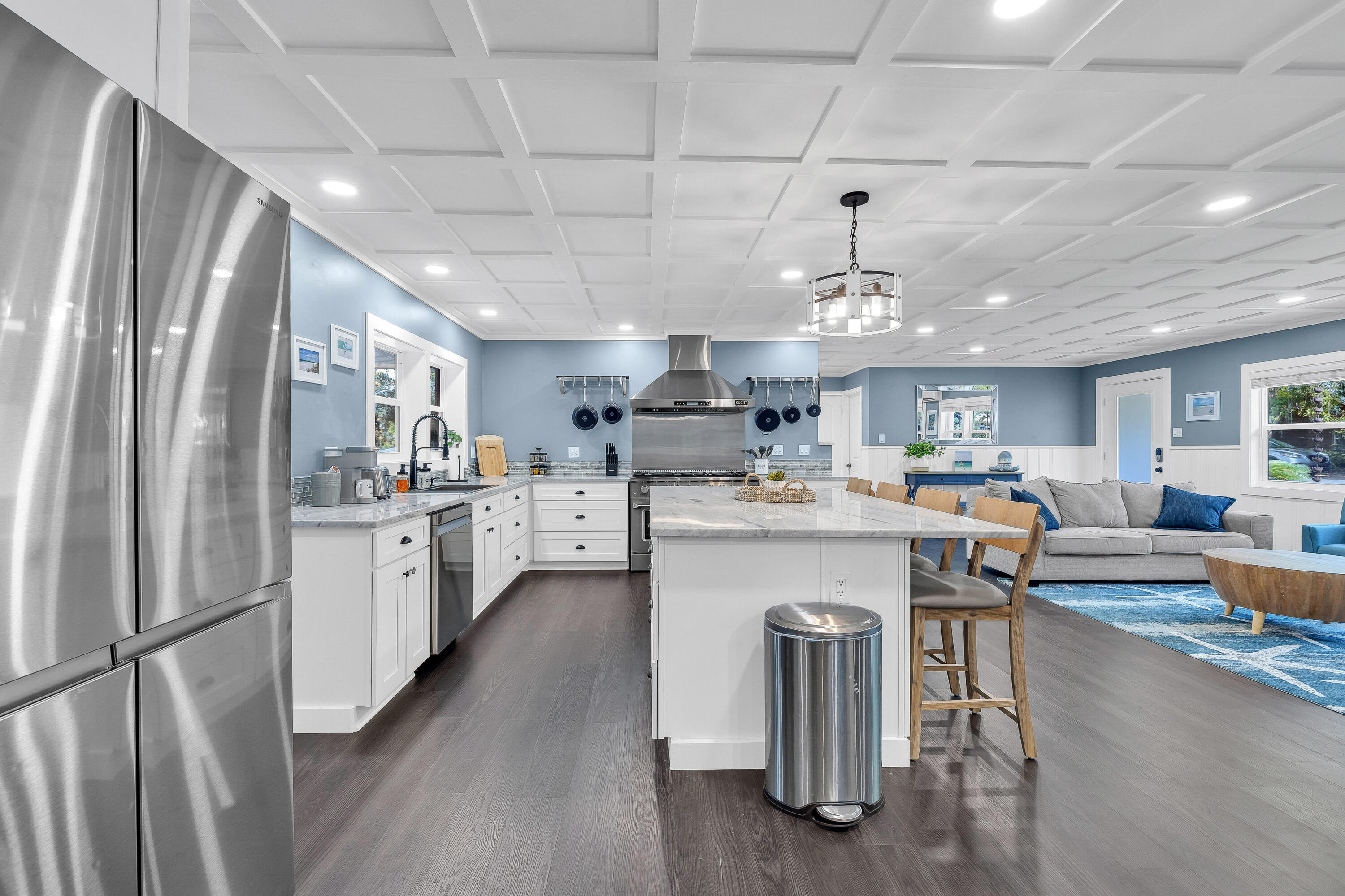 200 SE Alconese Southeast Avenue