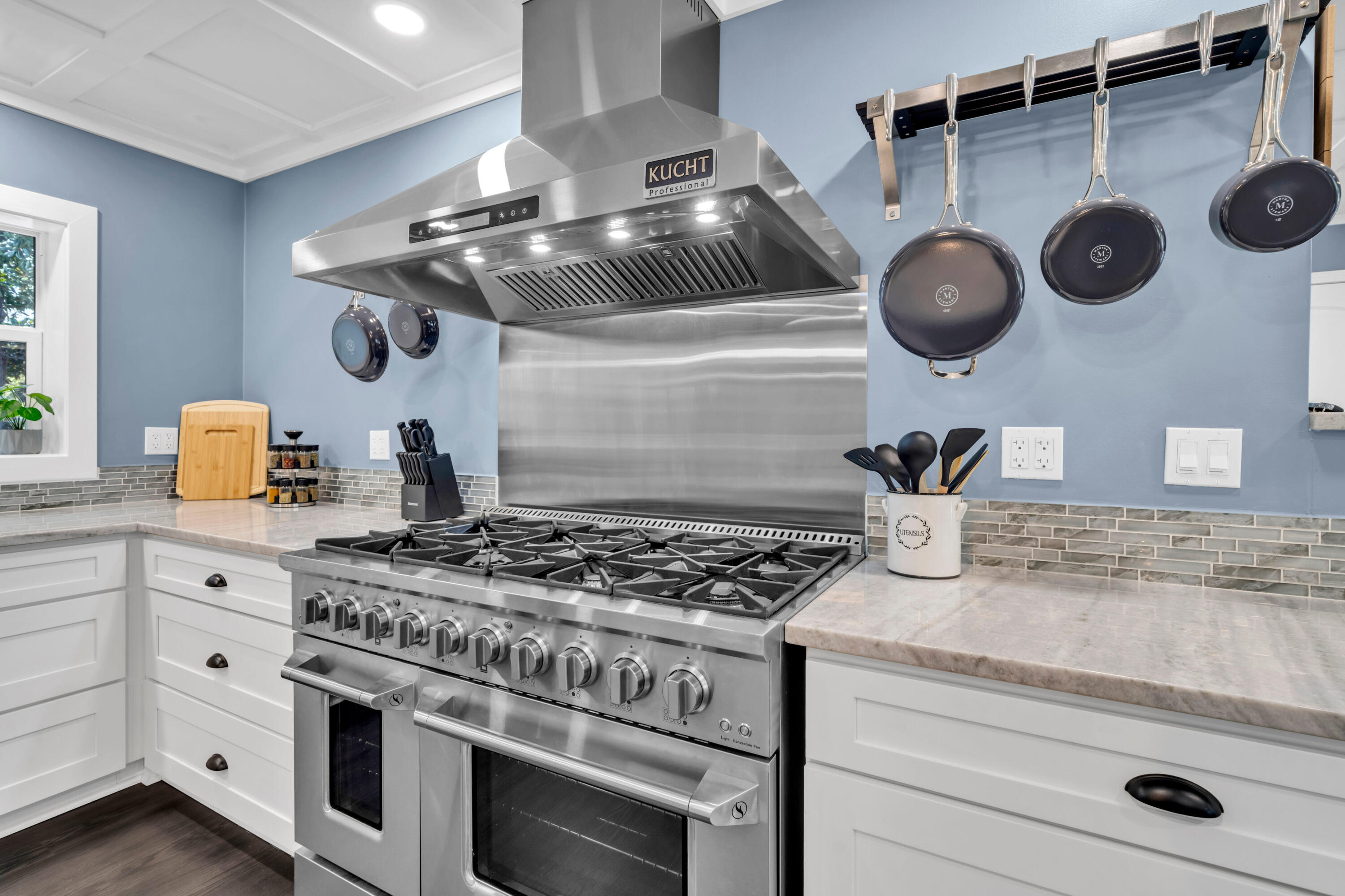 200 SE Alconese Southeast Avenue