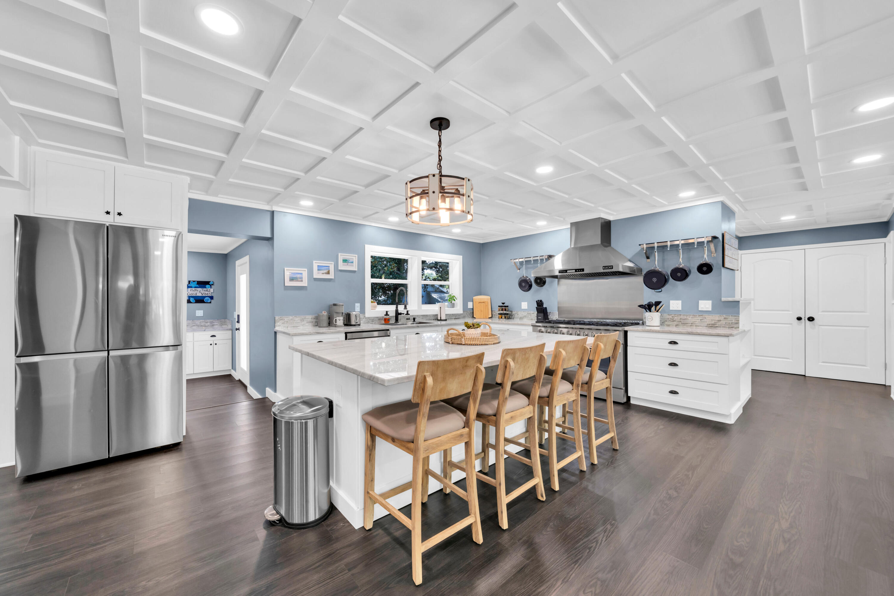 200 SE Alconese Southeast Avenue