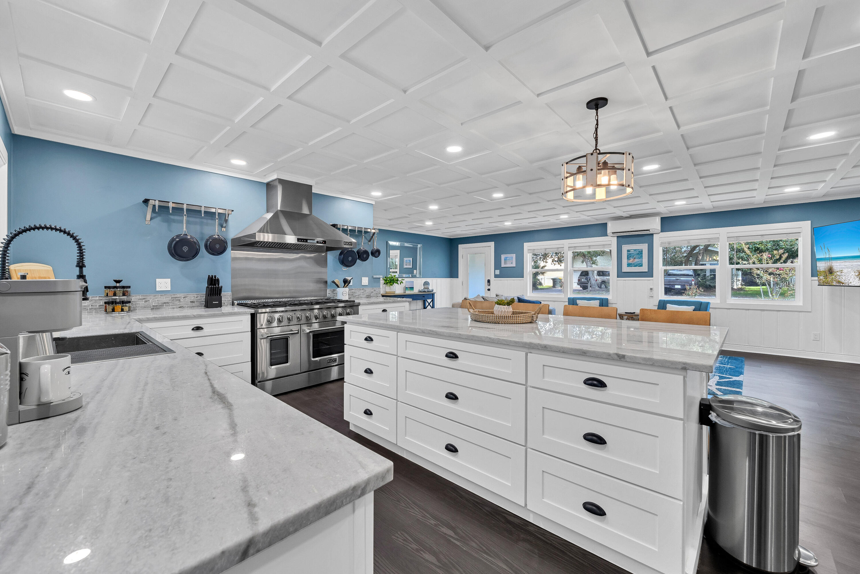 200 SE Alconese Southeast Avenue