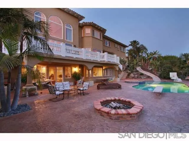 7302 Vista Rancho Ct.