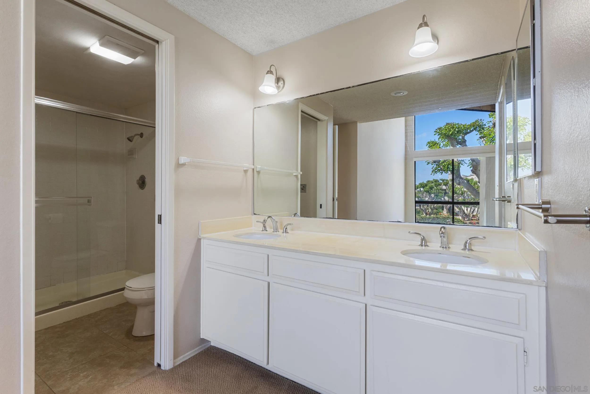 573 S Sierra Unit 10