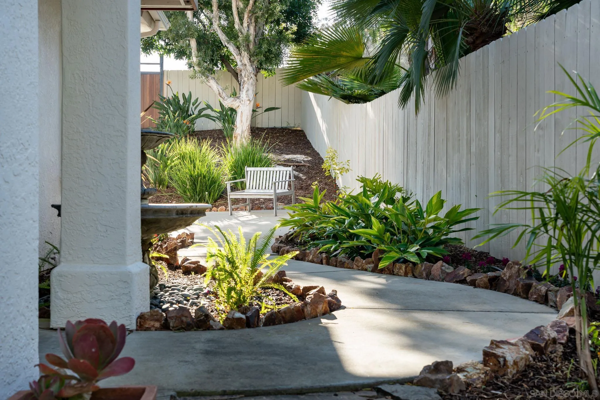 339 Rancho Santa Fe Rd