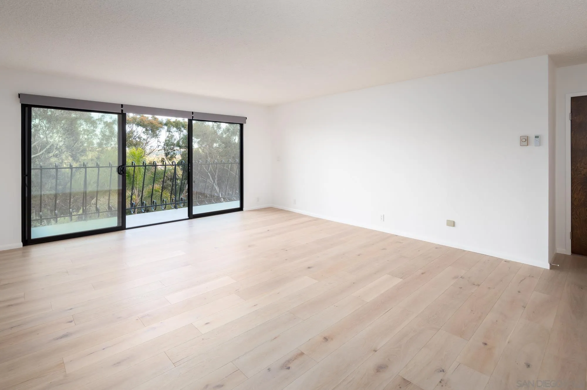 5406 Las Palomas