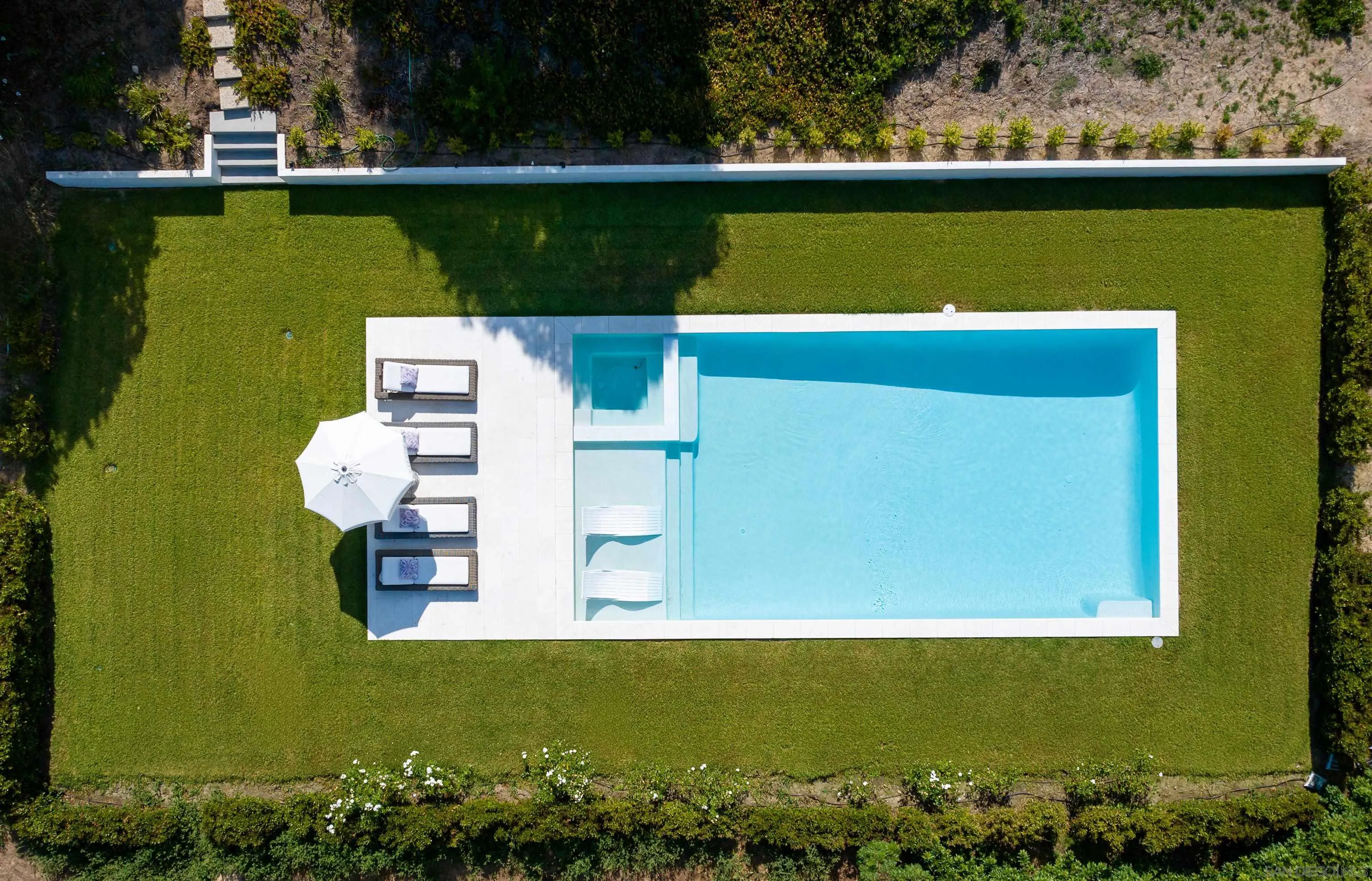 6631 Lago Lindo