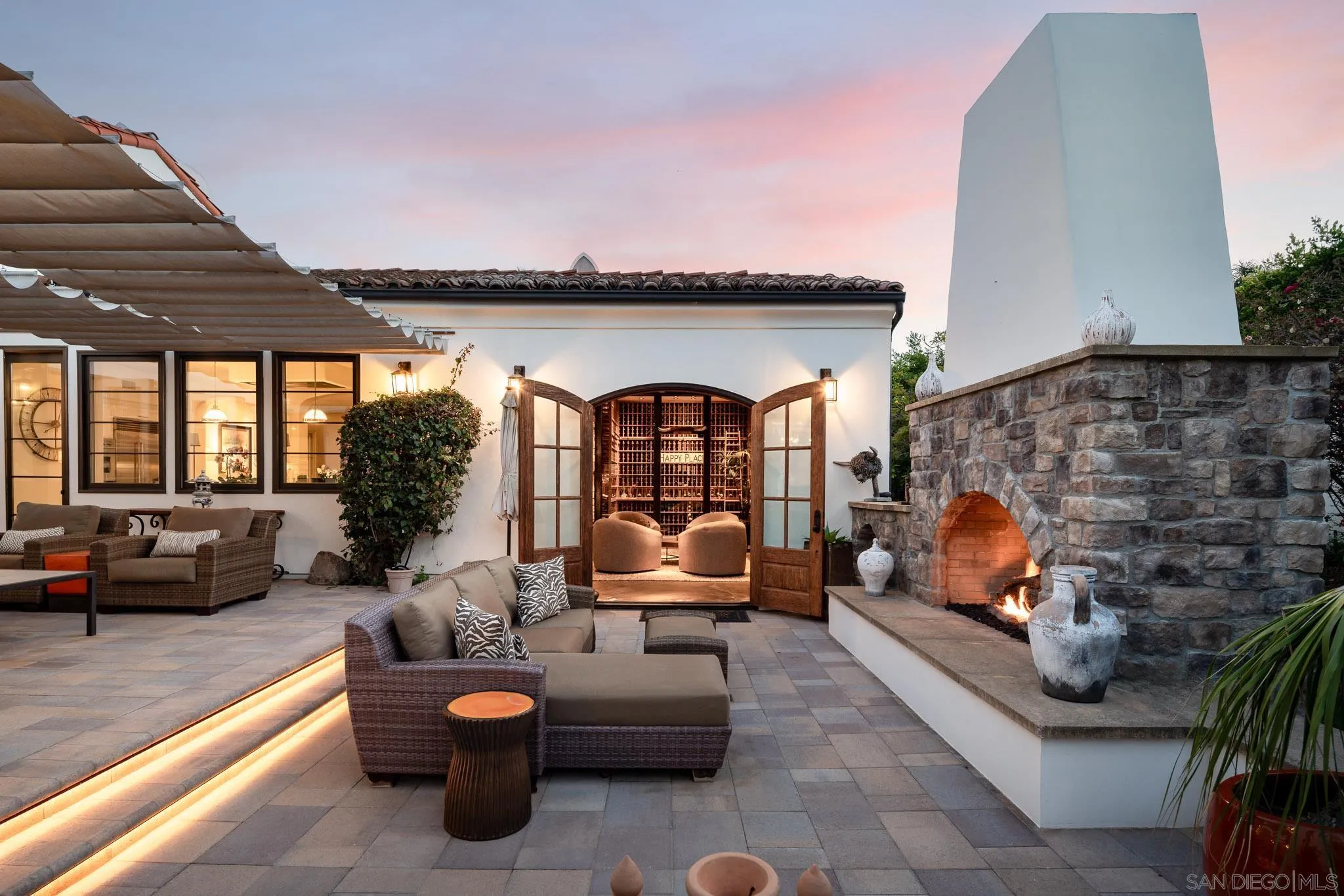 6171 Avenida Del Duque