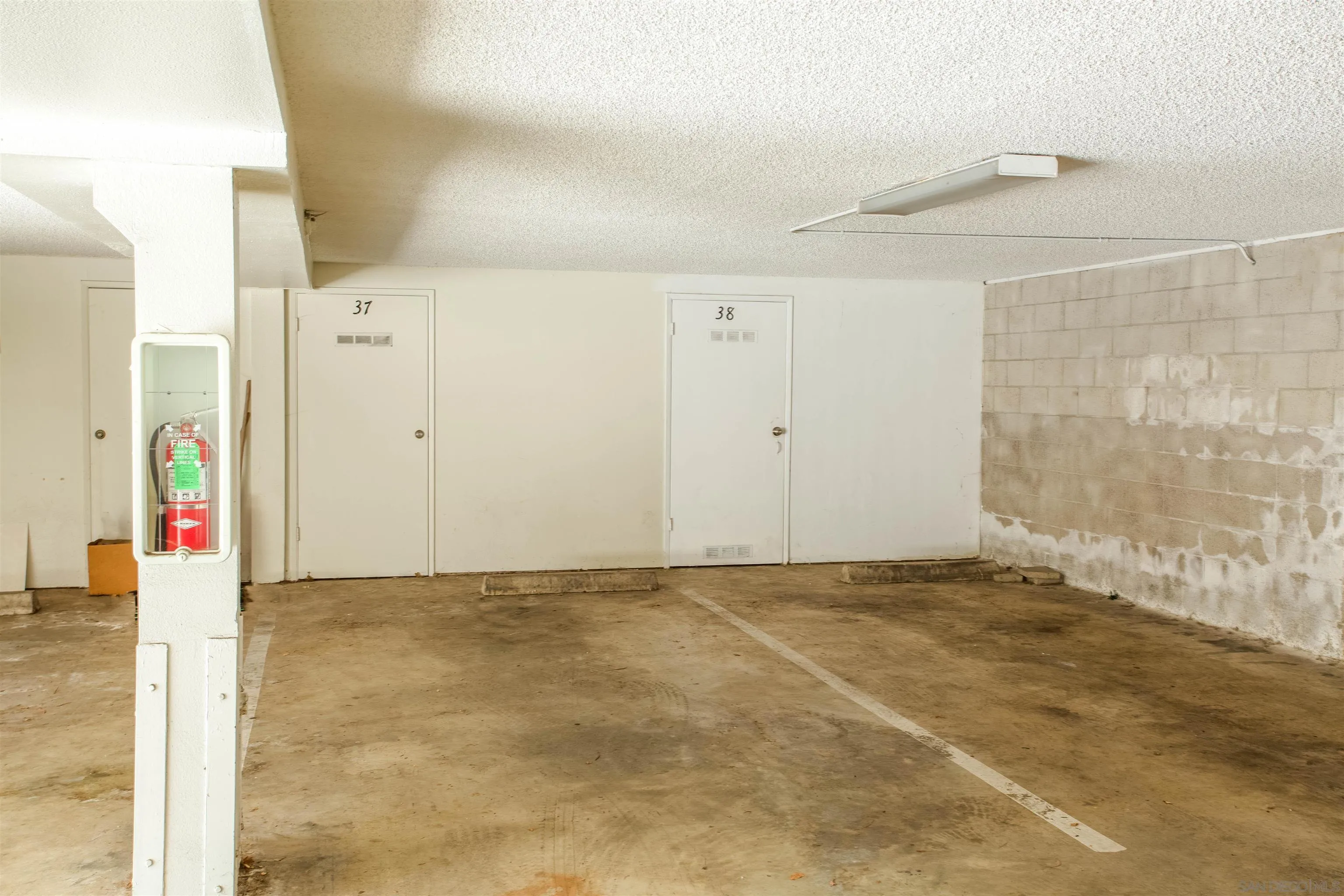 155 Rosebay Unit 37