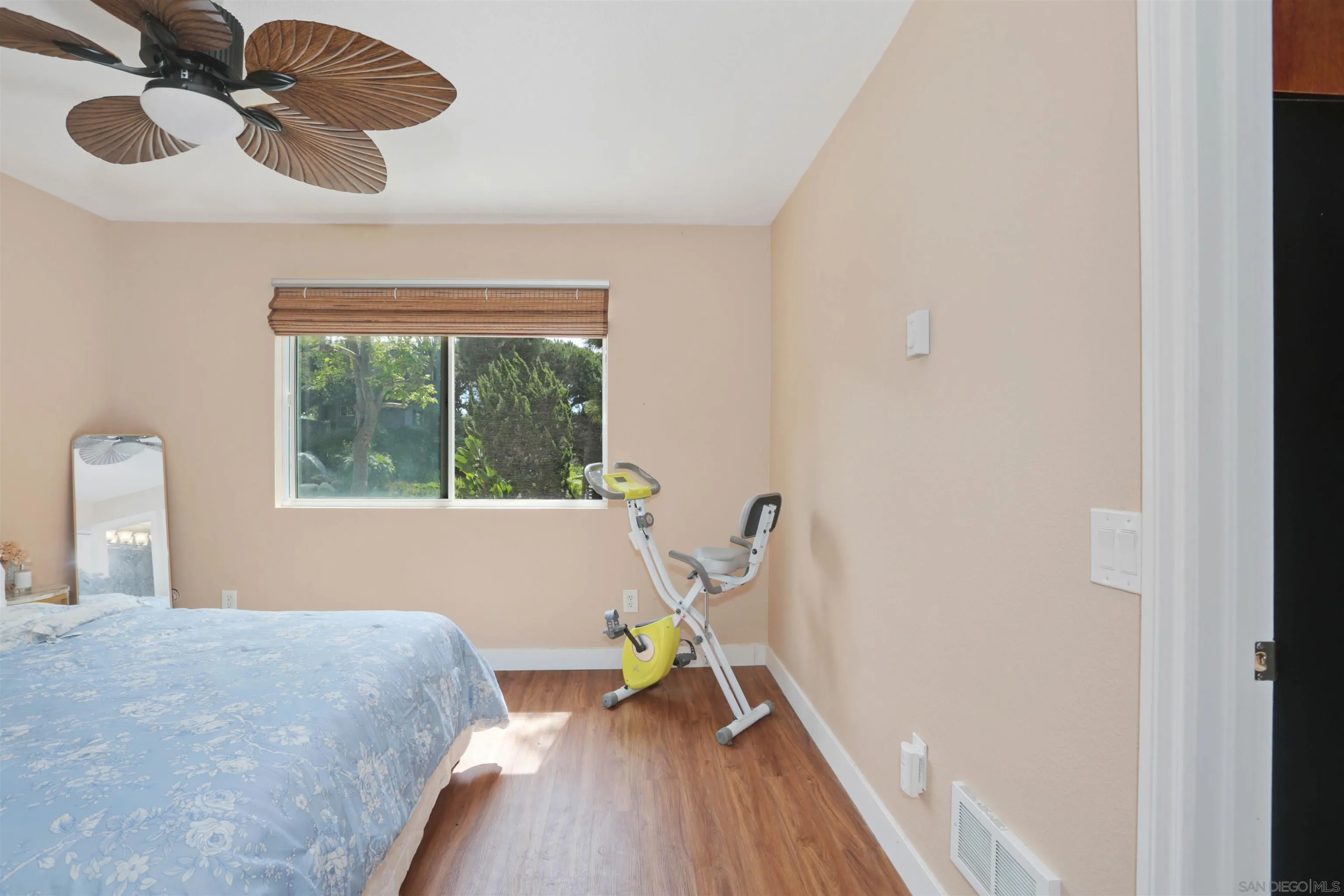 155 Rosebay Unit 37