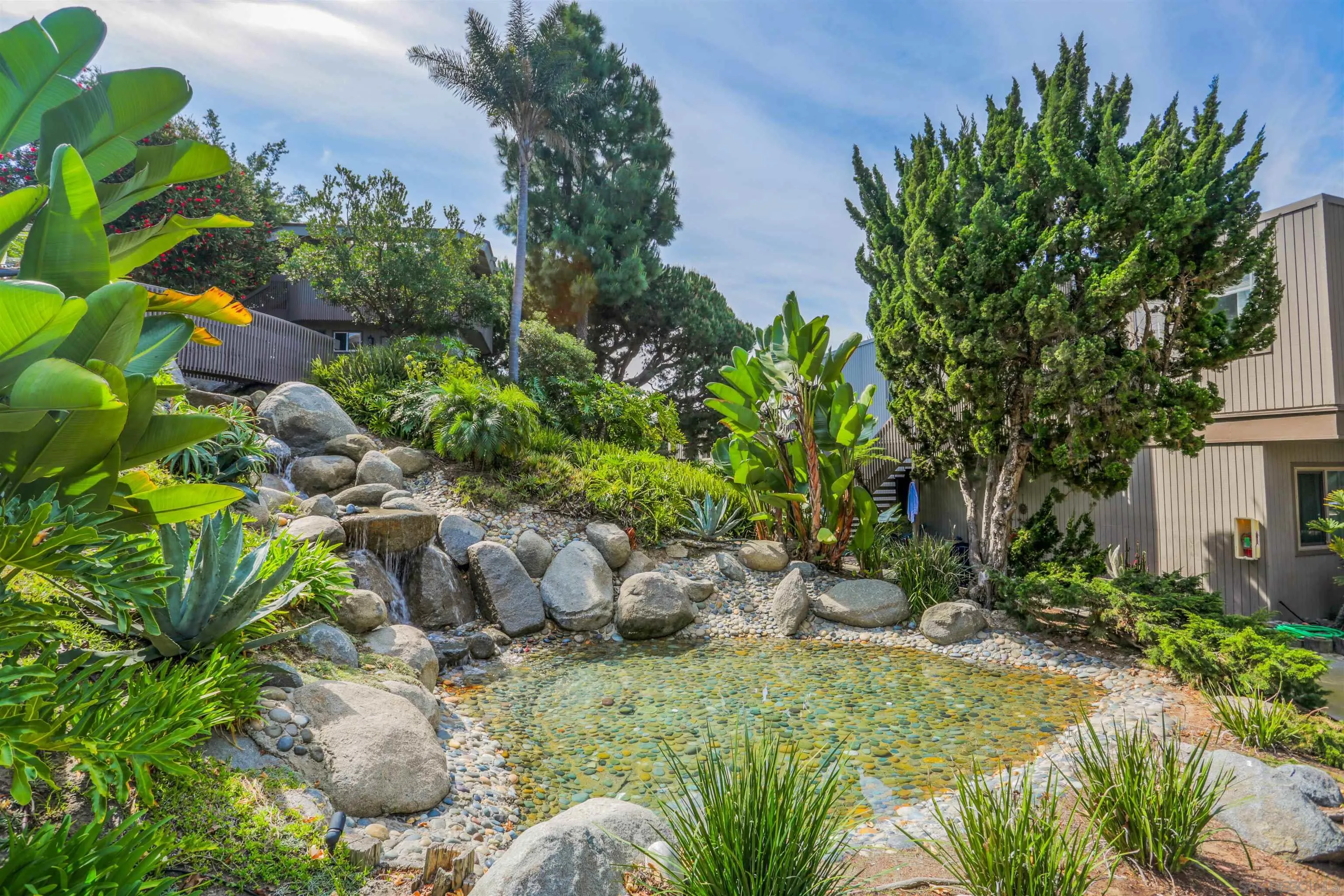 155 Rosebay Unit 37
