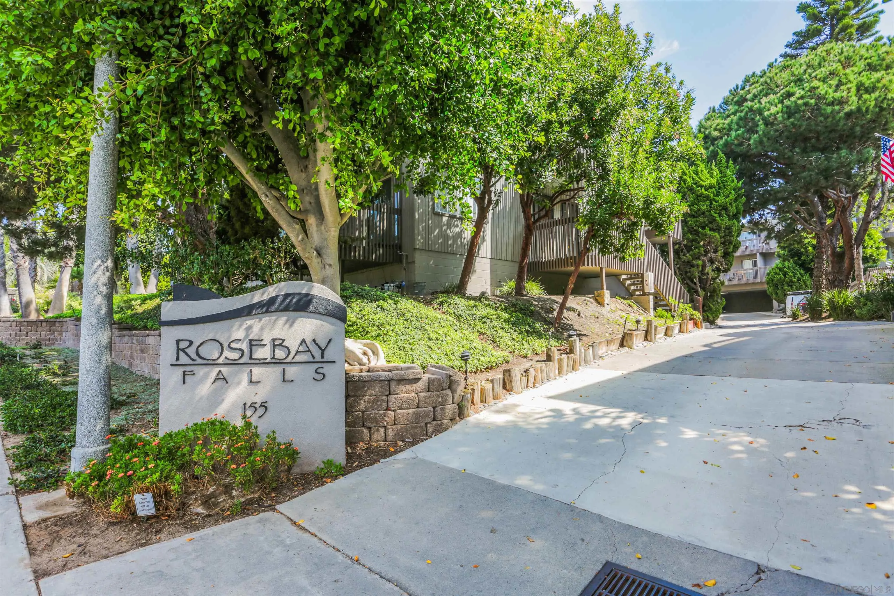 155 Rosebay Unit 37