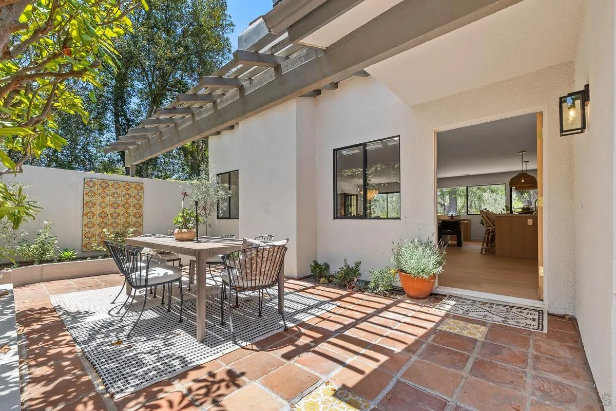 16902 Via De Santa Fe Unit Unit 7