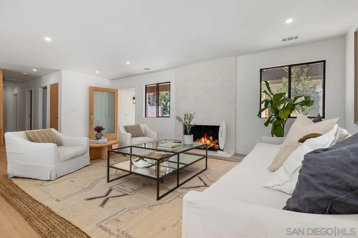 16902 Via De Santa Fe Unit Unit 7
