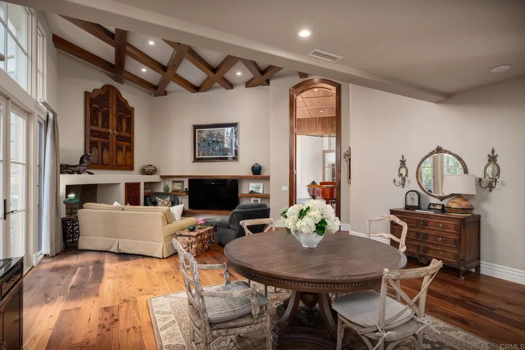 14479 Emerald Lane