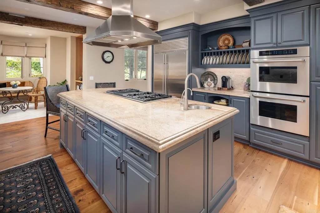 14479 Emerald Lane