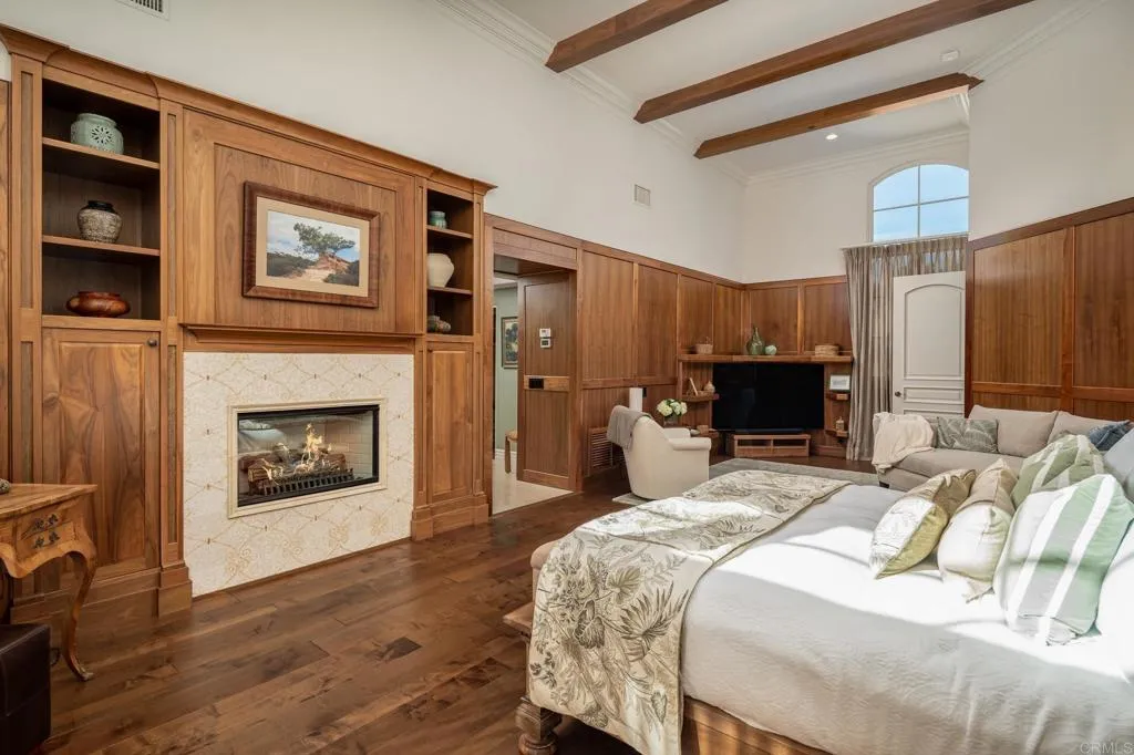 14479 Emerald Lane