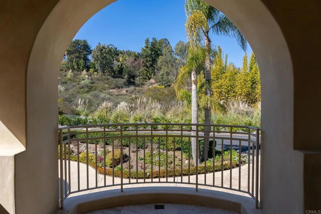 14479 Emerald Lane